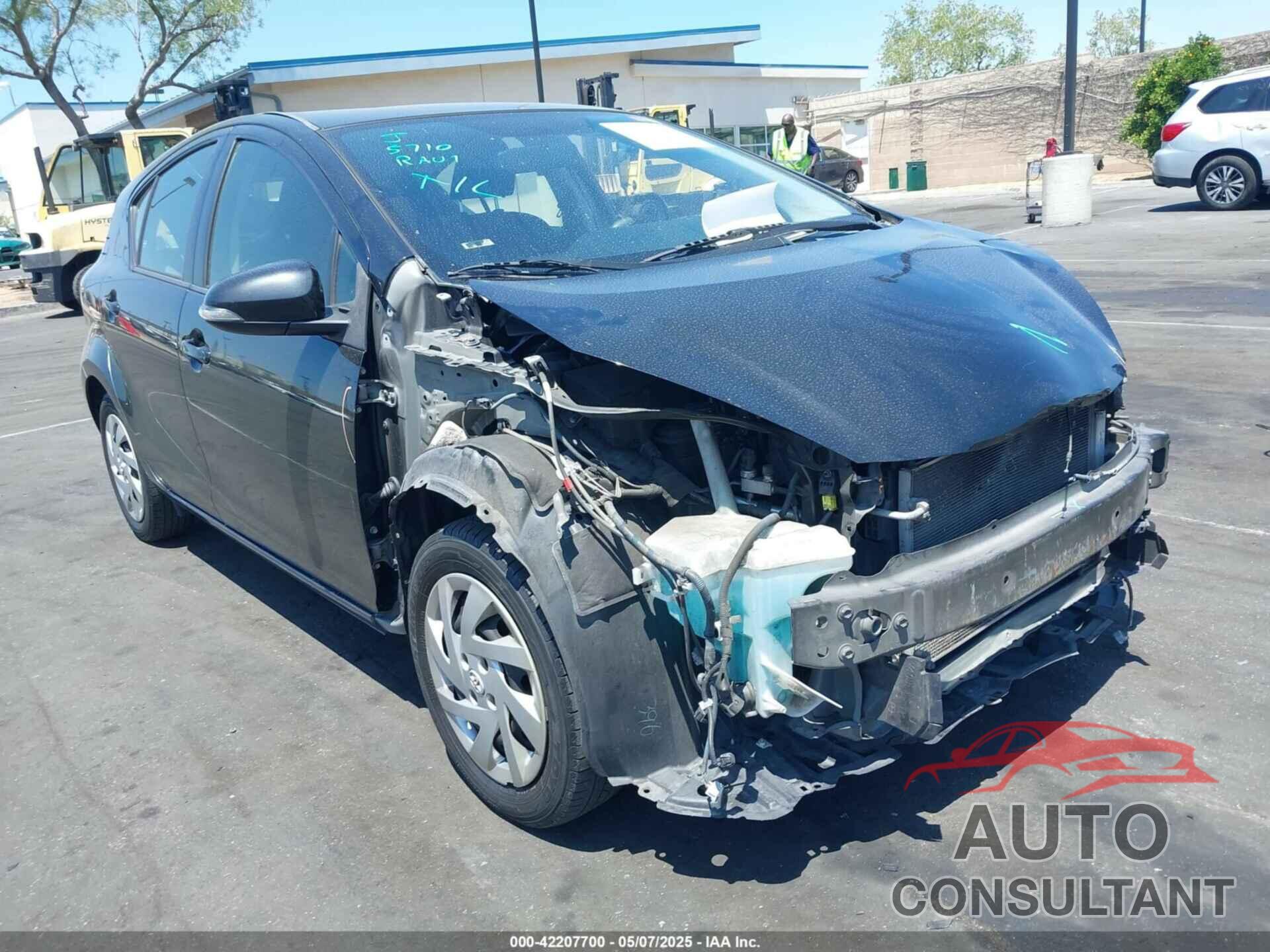 TOYOTA PRIUS C 2015 - JTDKDTB35F1106470