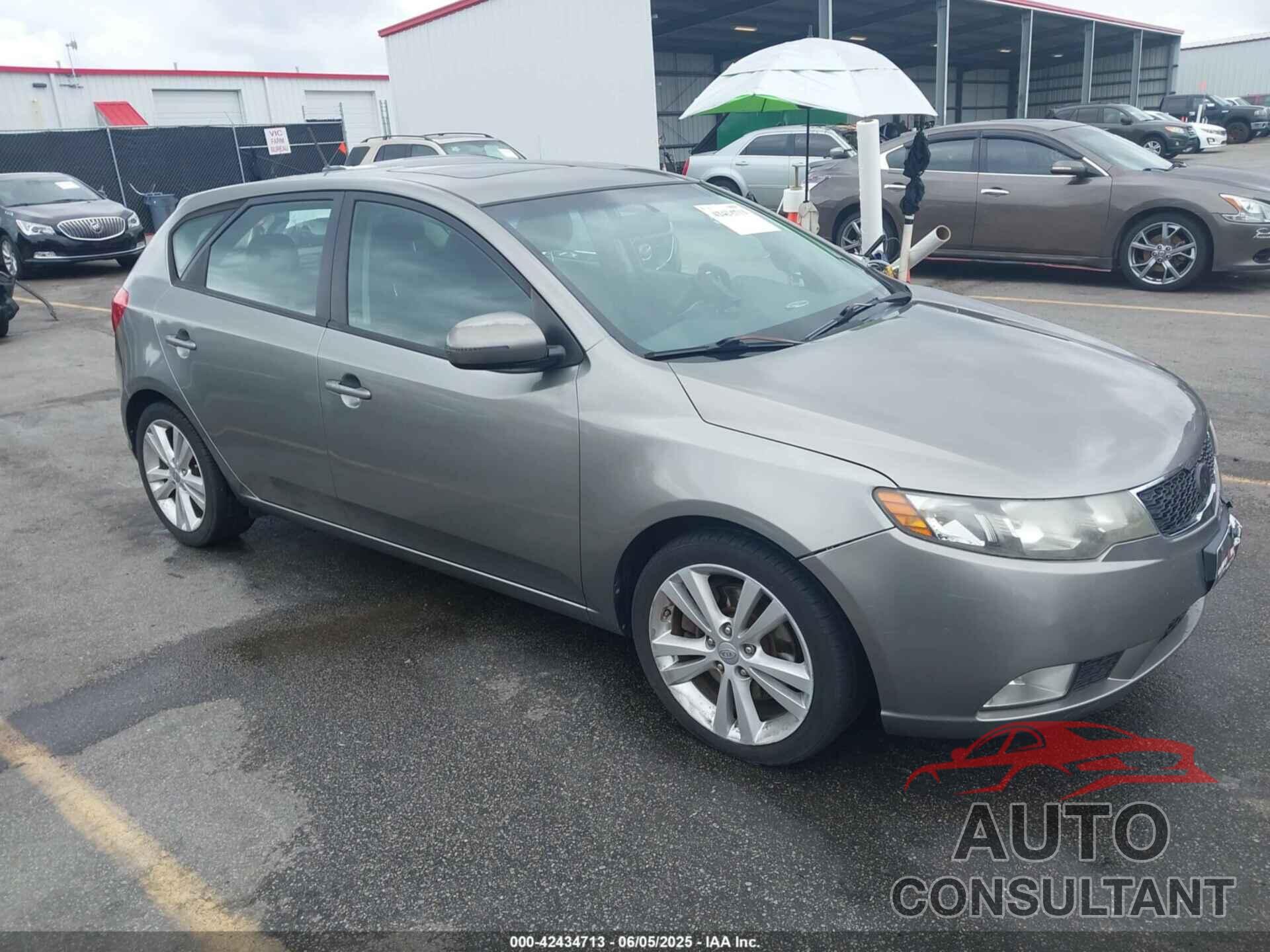 KIA FORTE 2011 - KNAFW5A39B5451106