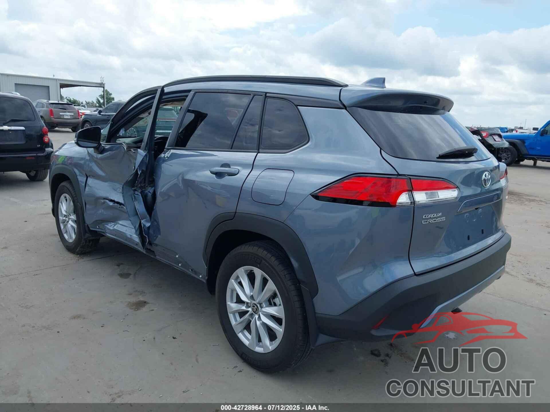 TOYOTA COROLLA CROSS 2023 - 7MUCAAAG9PV042997