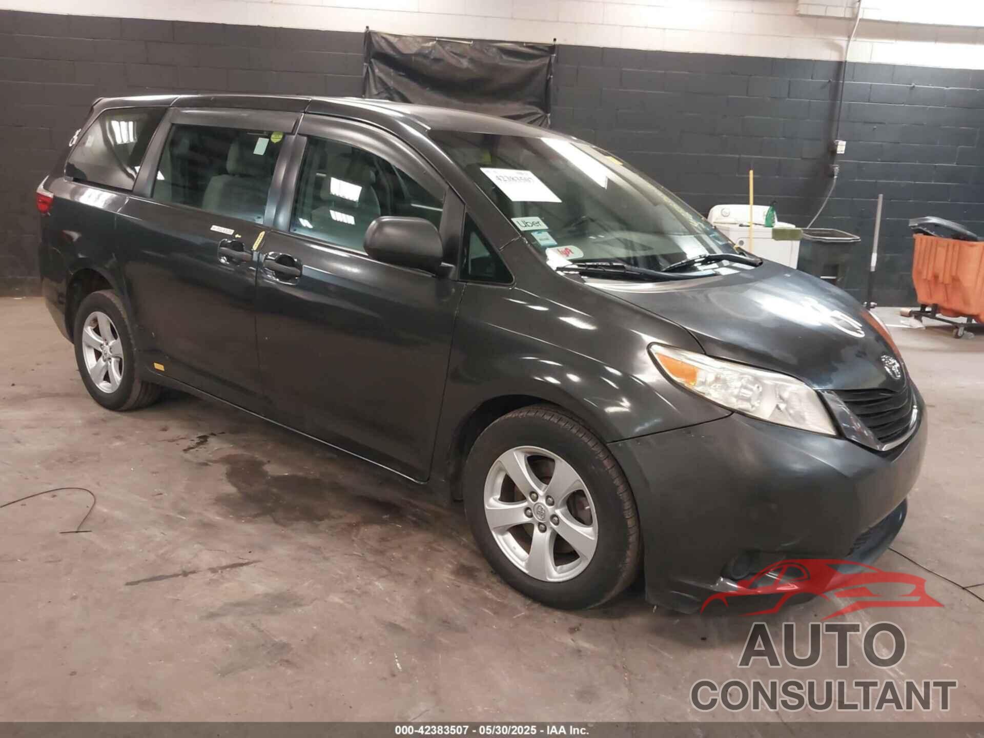 TOYOTA SIENNA 2017 - 5TDZZ3DC8HS785086