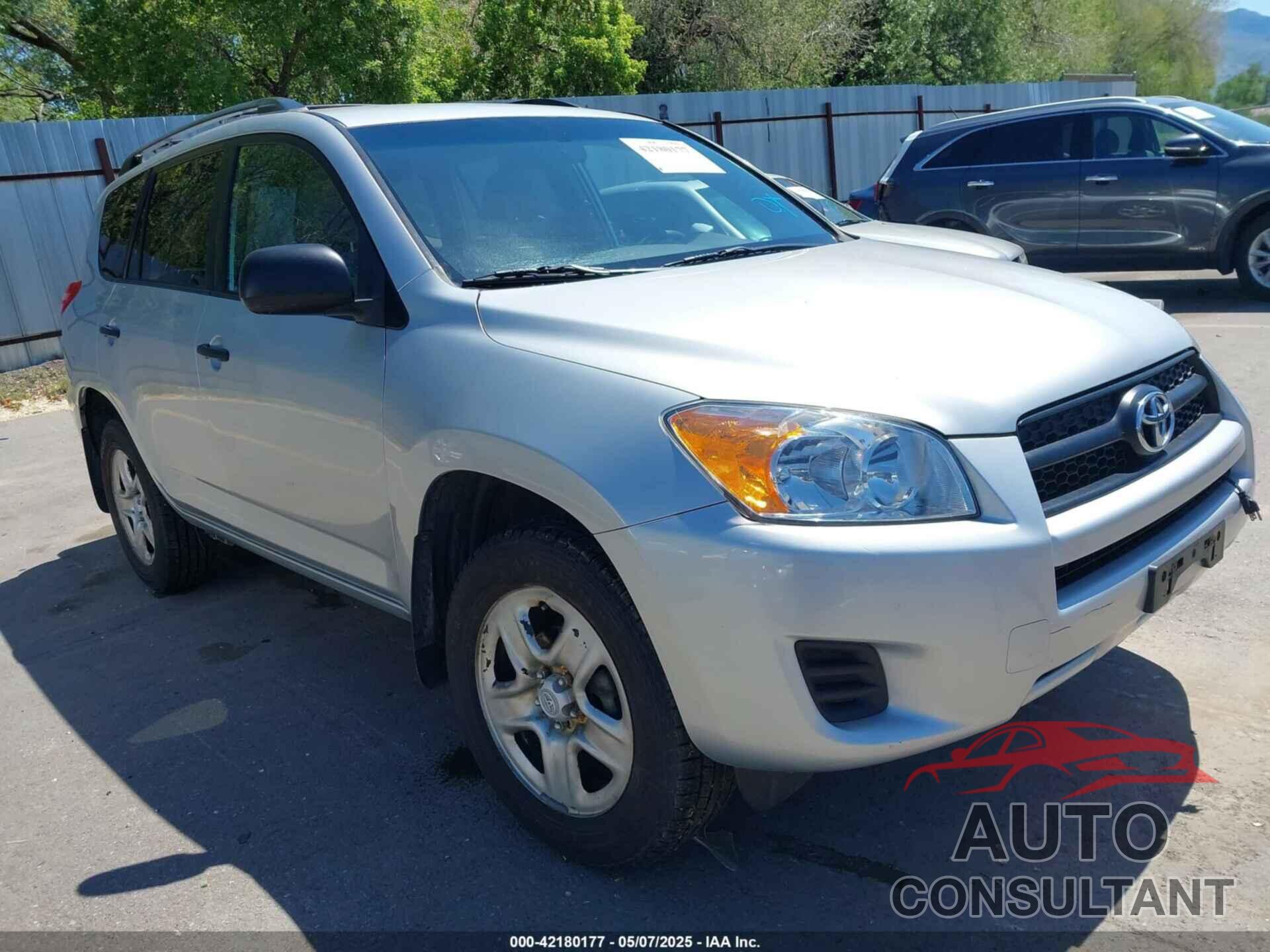 TOYOTA RAV4 2012 - 2T3BF4DV8CW180266