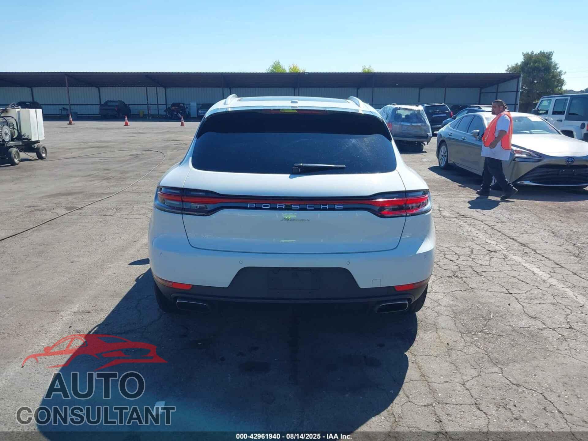 PORSCHE MACAN 2021 - WP1AA2A58MLB16086