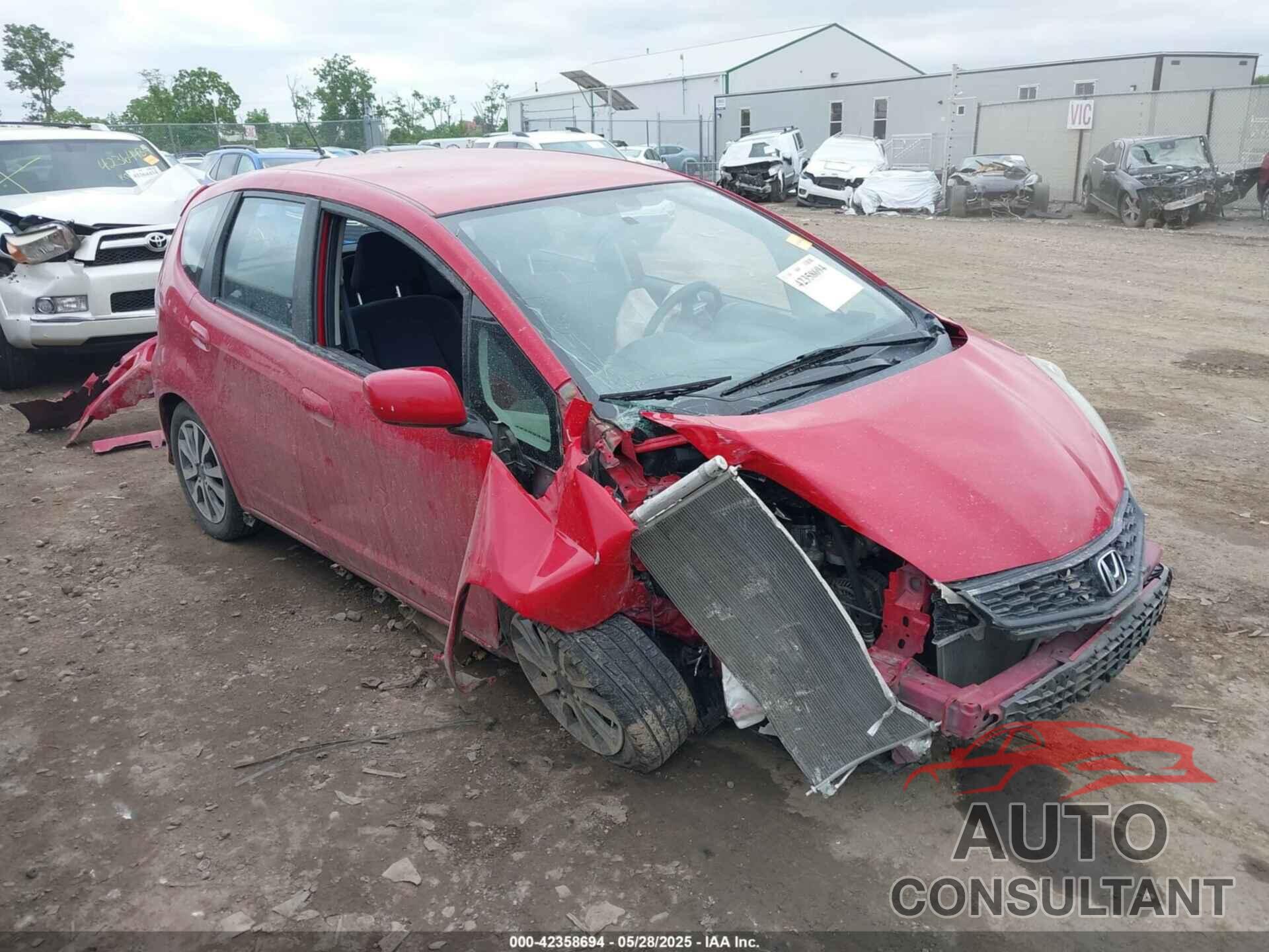 HONDA FIT 2013 - JHMGE8H50DC066694