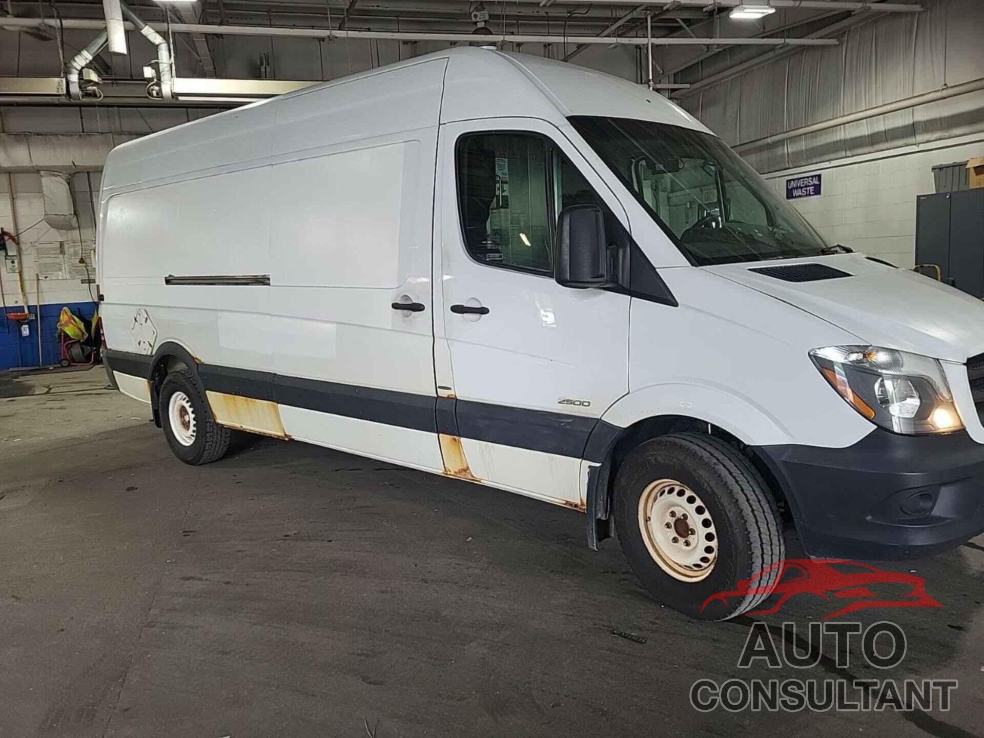MERCEDES-BENZ SPRINTER 2500 2014 - WD3PE8DE4E5897896