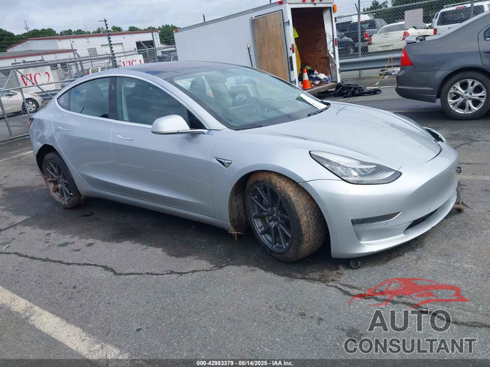 TESLA MODEL 3 2017 - 5YJ3E1EA9HF000694