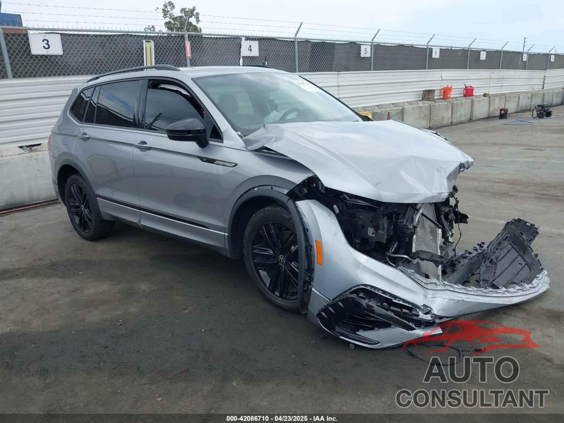 VOLKSWAGEN TIGUAN 2022 - 3VVCB7AX8NM162878