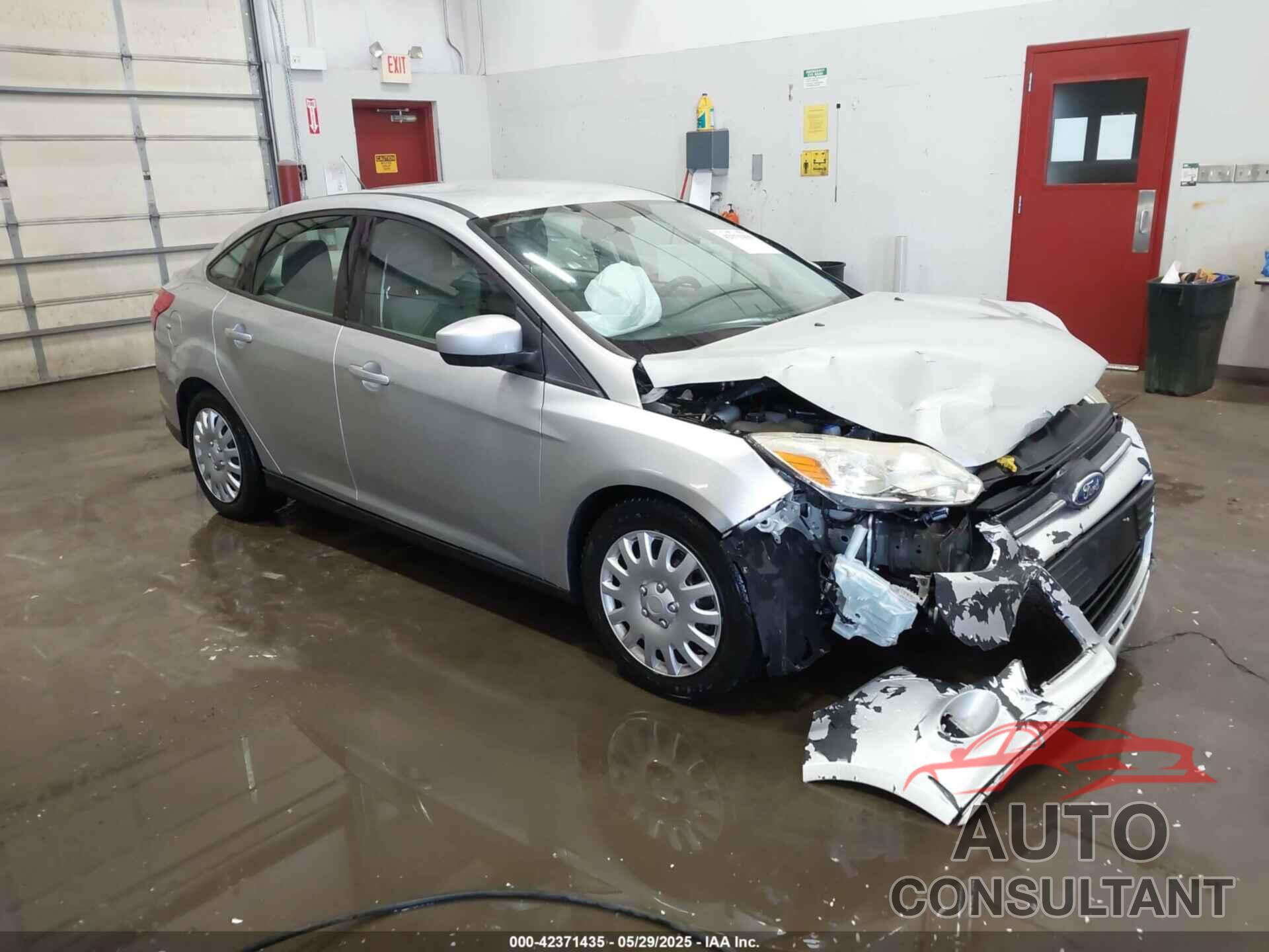 FORD FOCUS 2012 - 1FAHP3F22CL371534