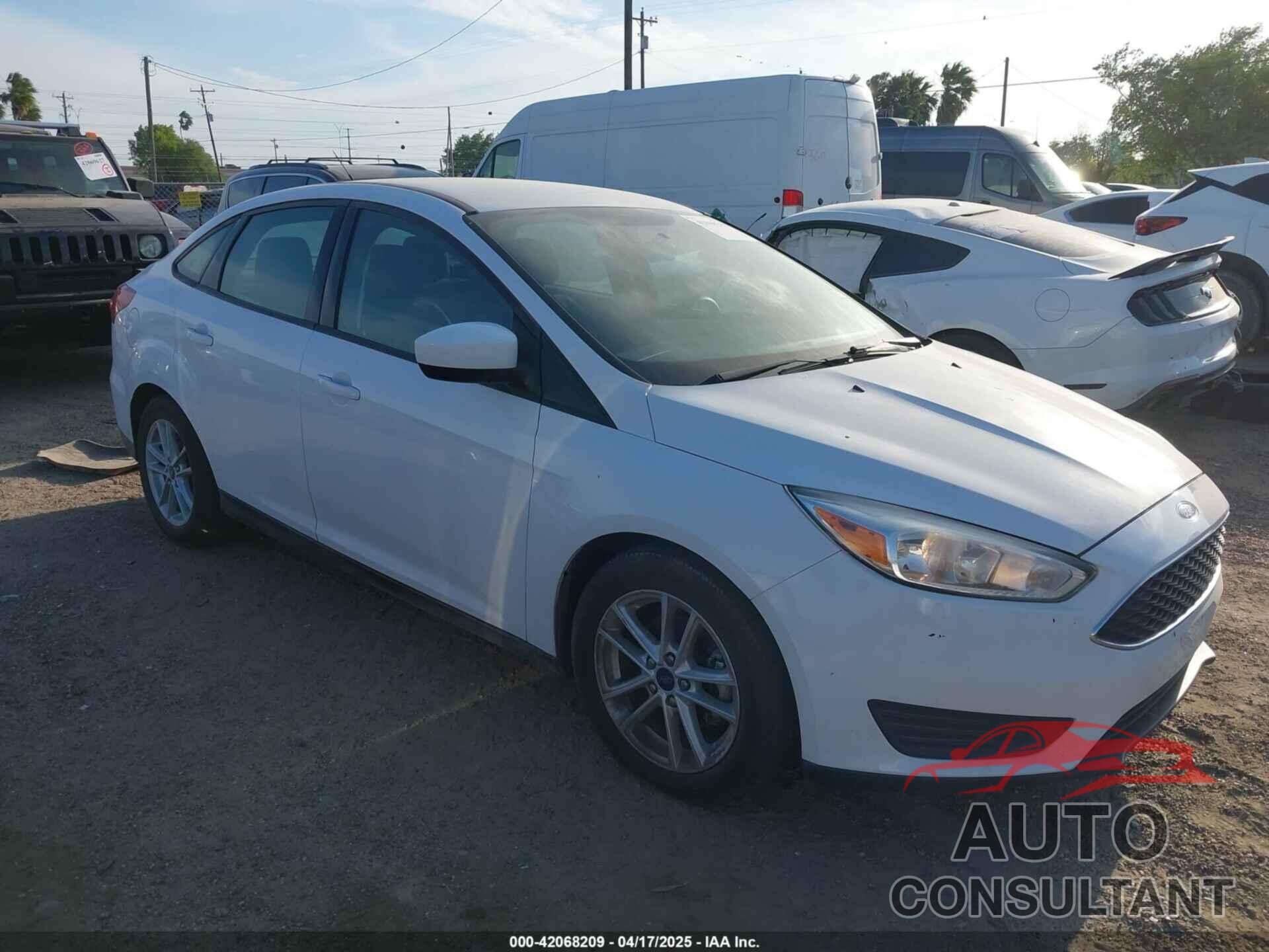 FORD FOCUS 2018 - 1FADP3F23JL328462