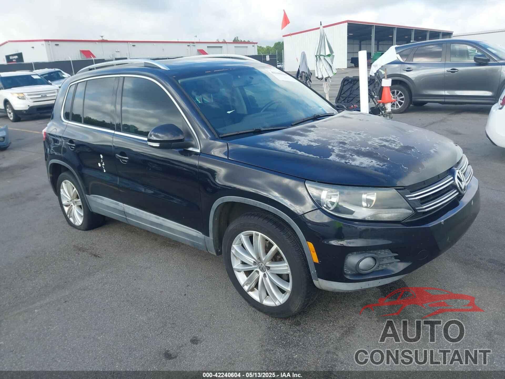 VOLKSWAGEN TIGUAN 2012 - WVGAV7AX7CW504391