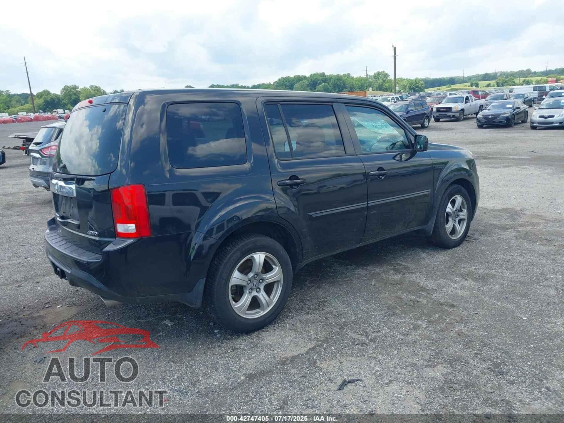 HONDA PILOT 2012 - 5FNYF4H70CB065320