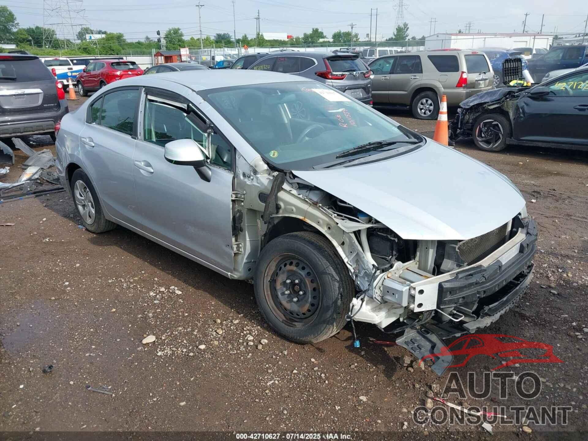 HONDA CIVIC 2013 - 2HGFB2F58DH556840