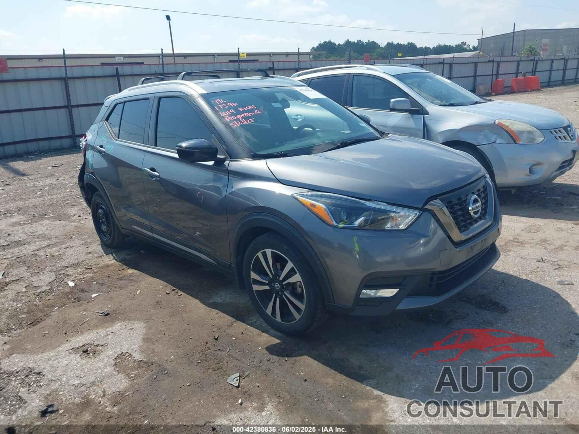 NISSAN KICKS 2019 - 3N1CP5CU1KL512721