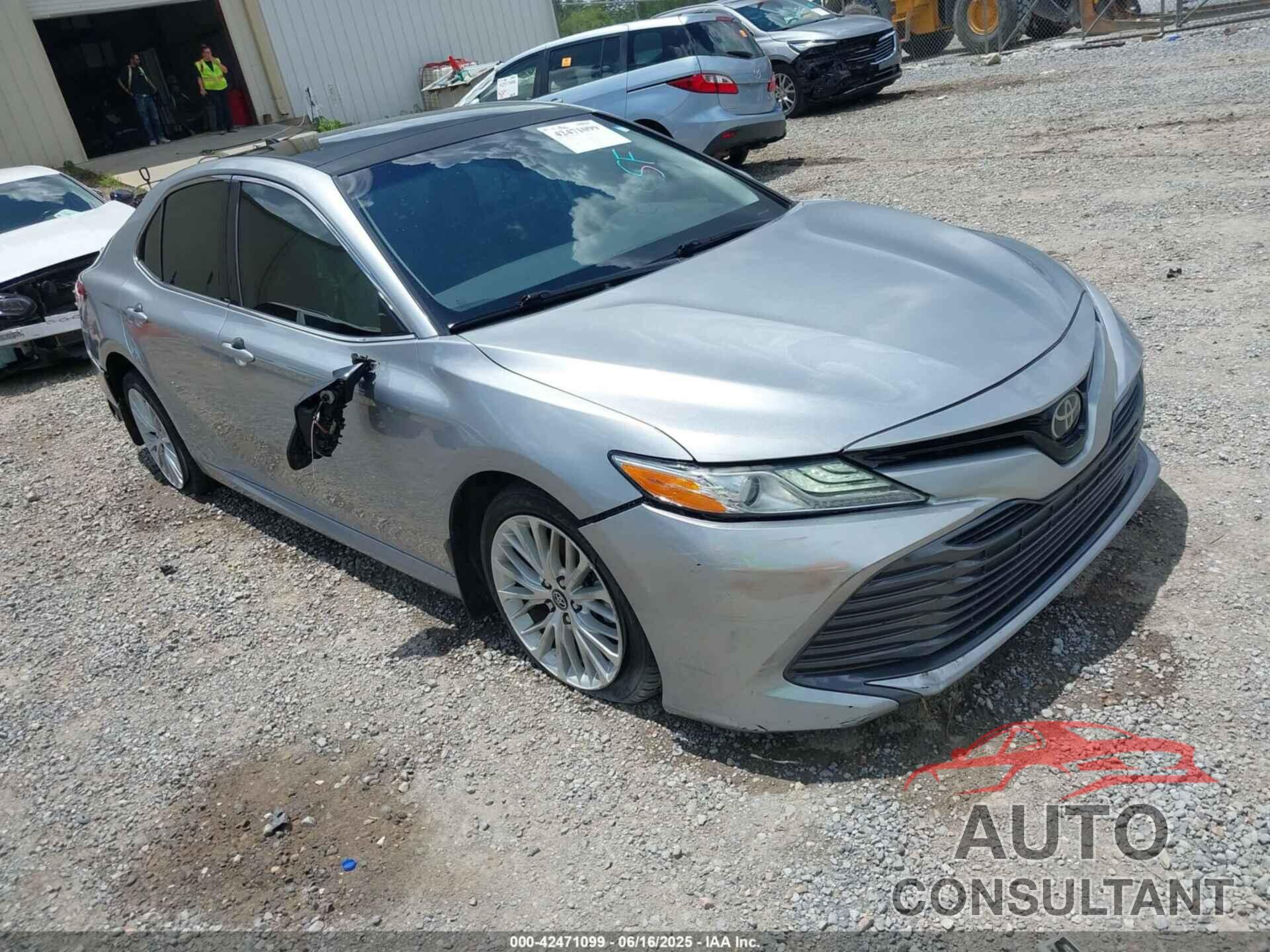 TOYOTA CAMRY 2019 - 4T1B11HK8KU734023