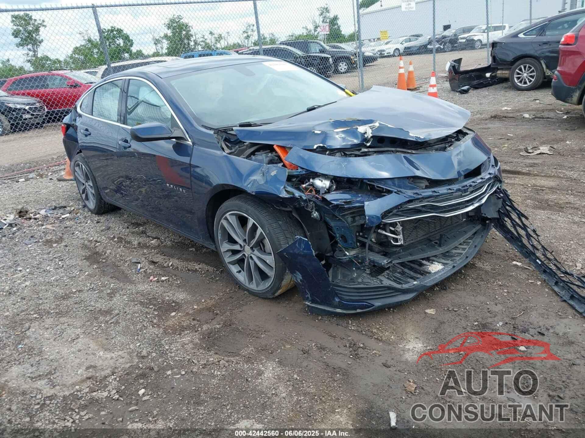 CHEVROLET MALIBU 2021 - 1G1ZD5ST6MF003884