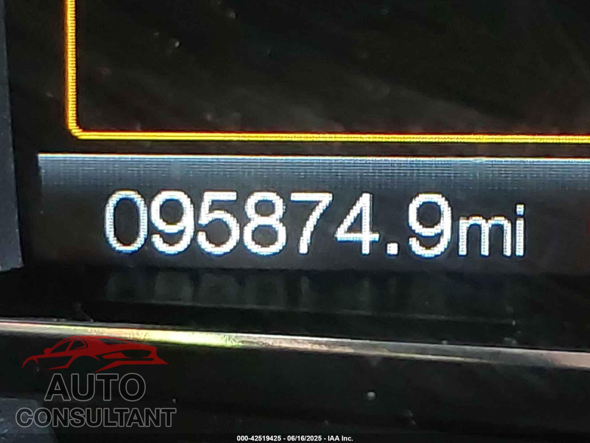 FORD EXPLORER 2018 - 1FM5K7D80JGB55452
