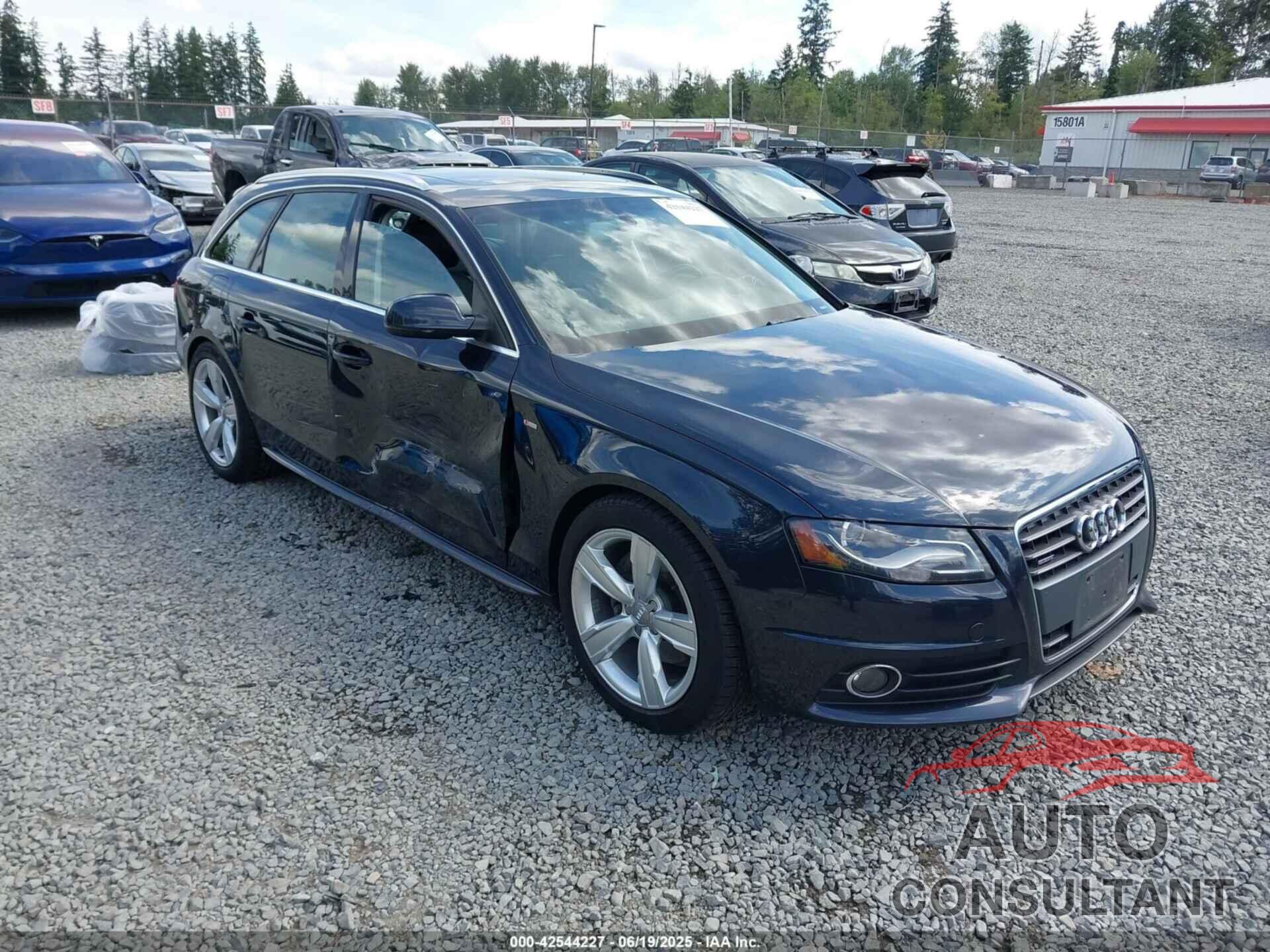 AUDI A4 2012 - WAUWFAFL5CA112109