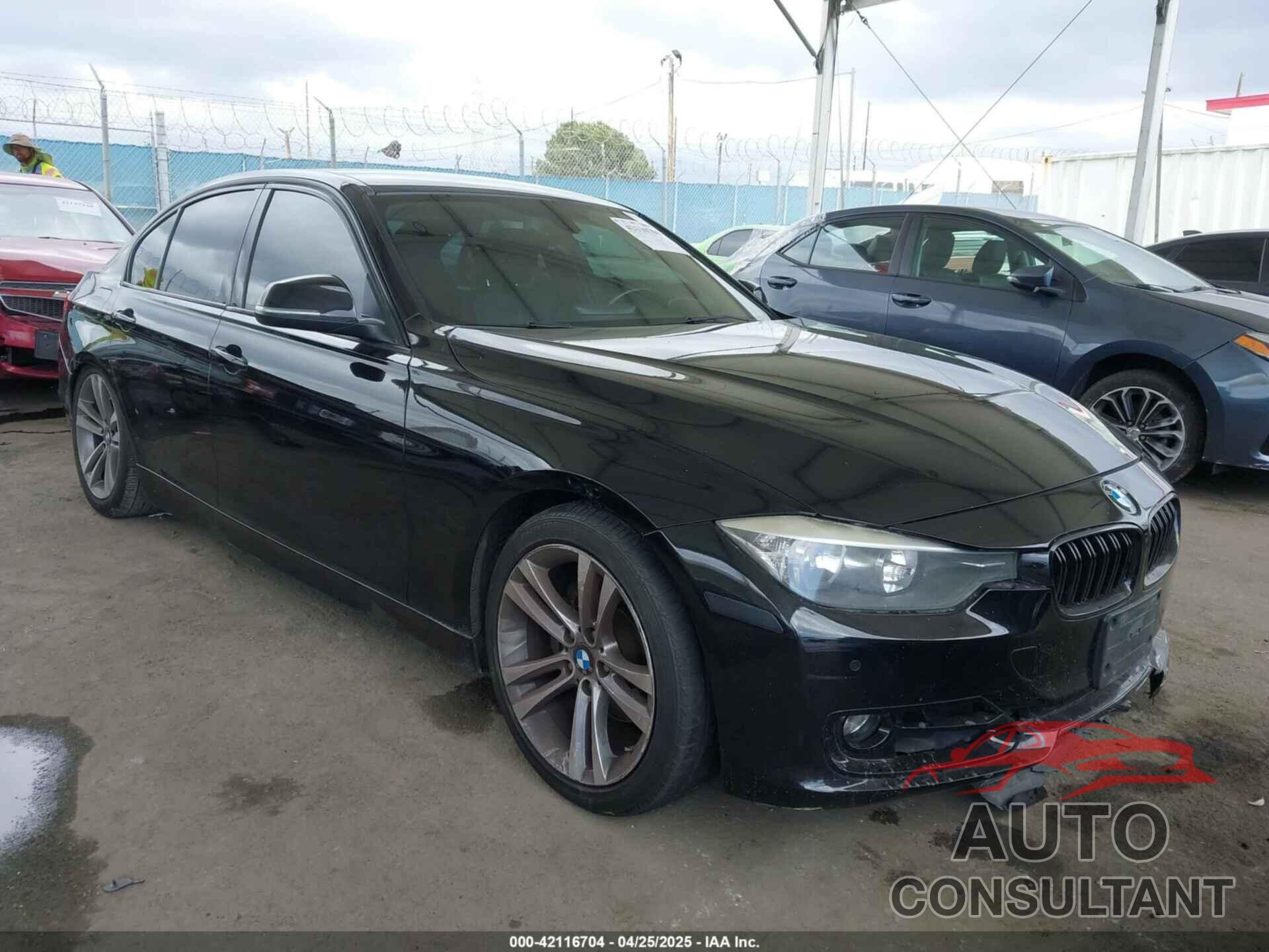 BMW 328I 2014 - WBA3C1G53ENR49917