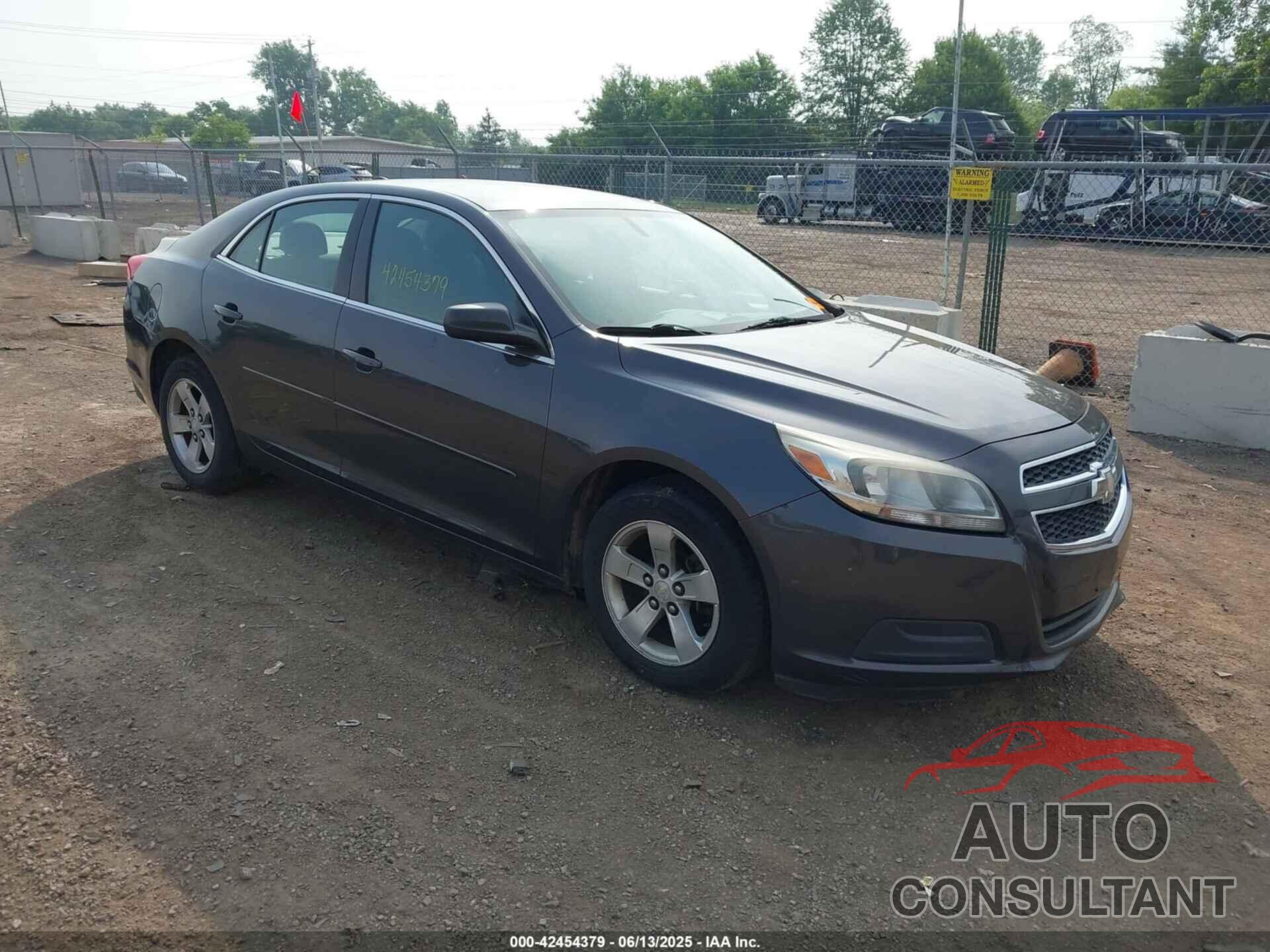 CHEVROLET MALIBU 2013 - 1G11B5SA4DF306695