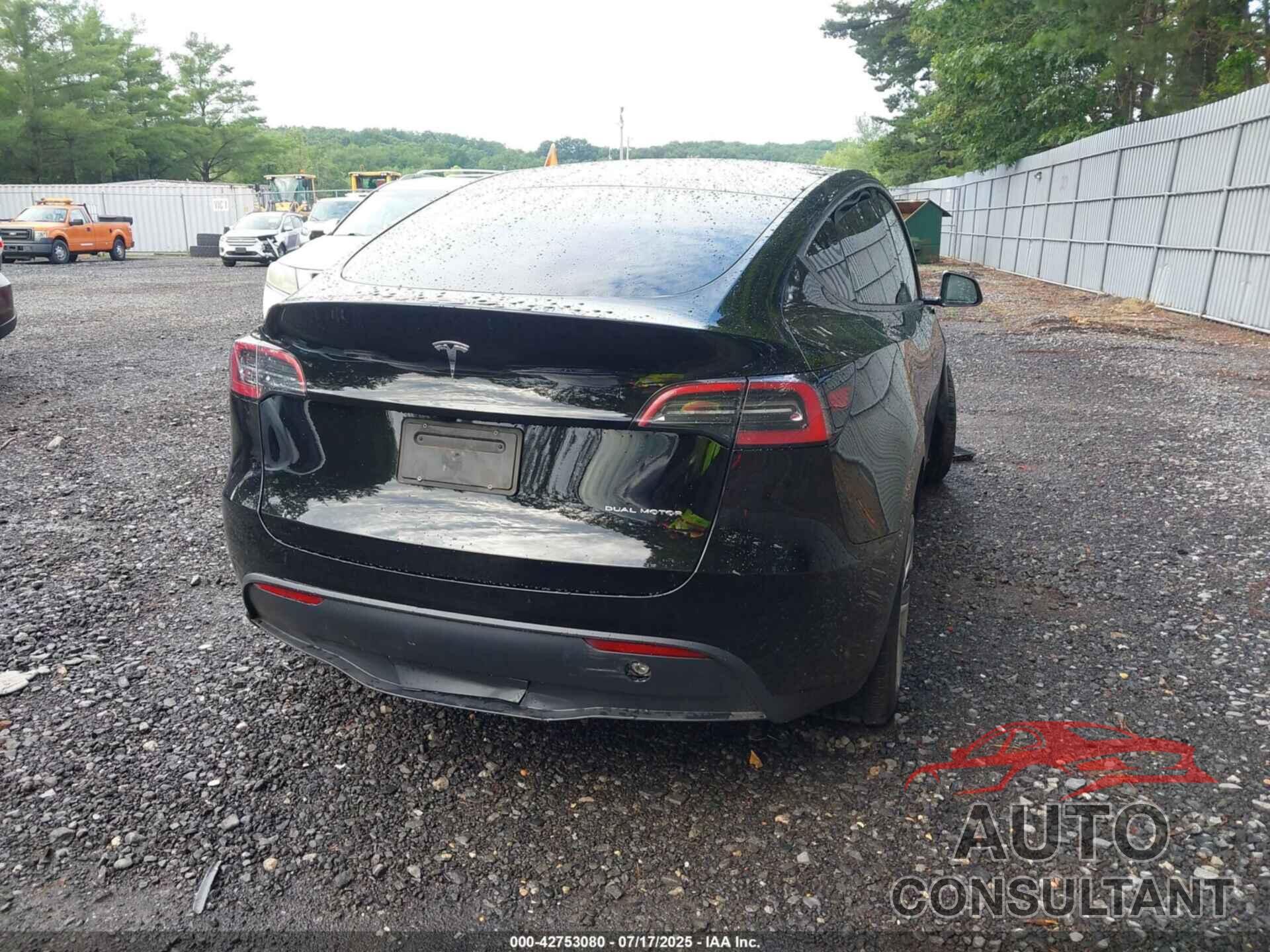 TESLA MODEL Y 2024 - 7SAYGDEE2RA220507
