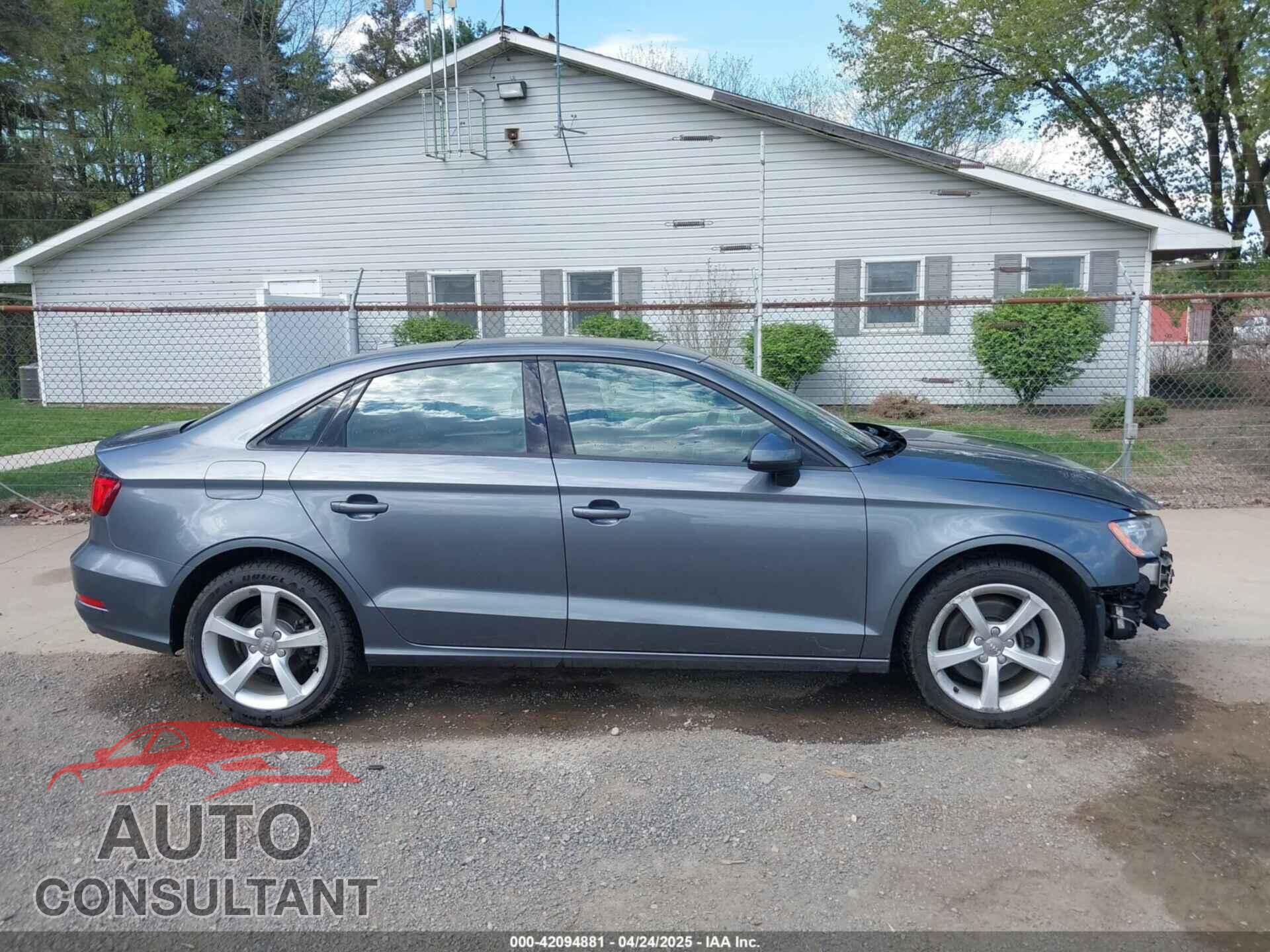 AUDI A3 2015 - WAUBFGFF7F1006390