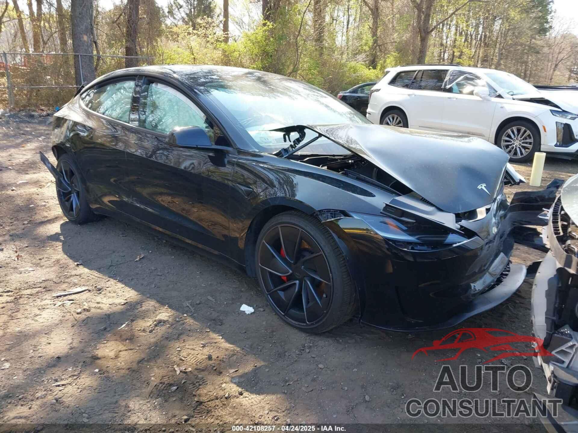 TESLA MODEL 3 2024 - 5YJ3E1ET0RF880929