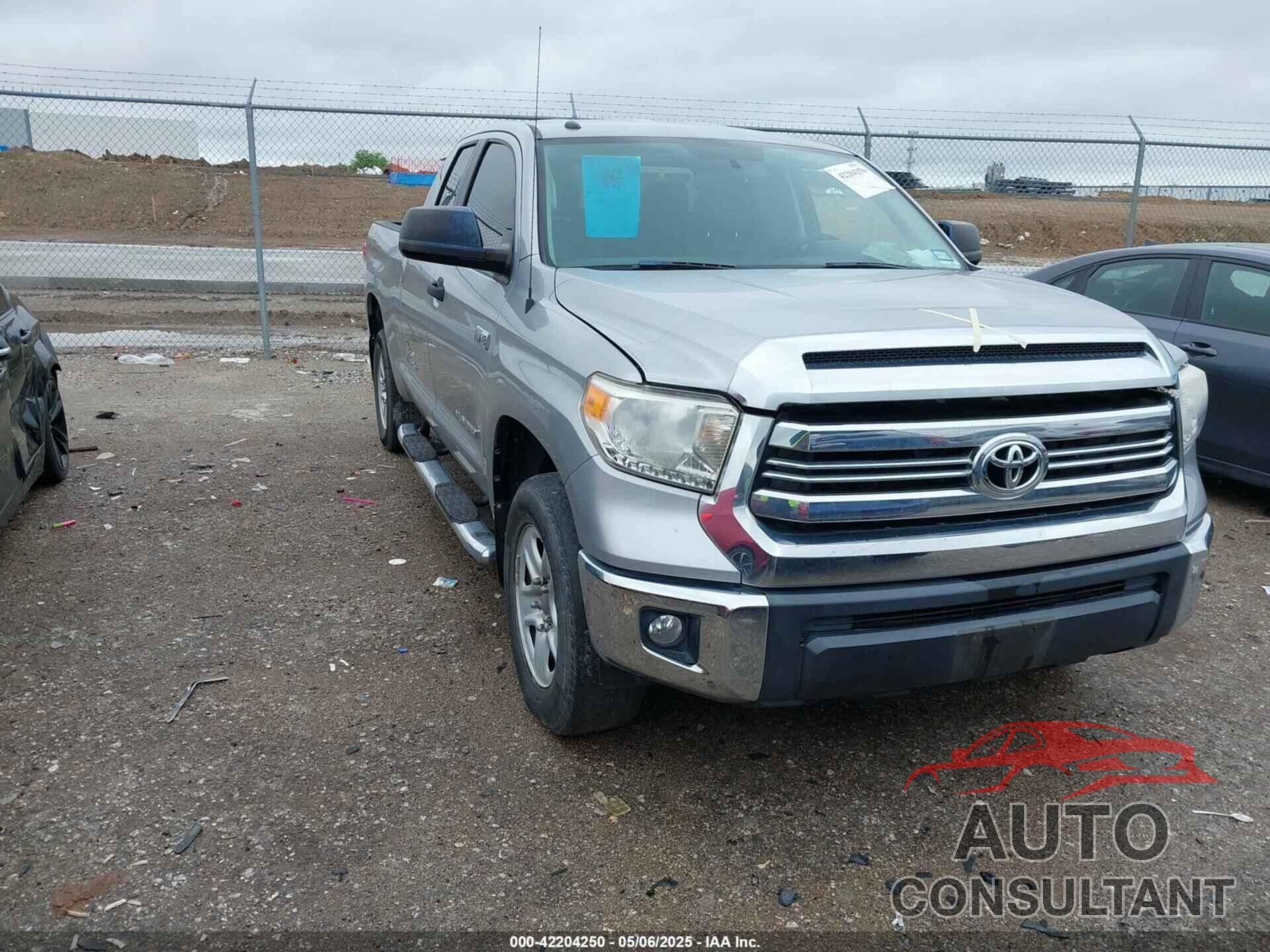 TOYOTA TUNDRA 2017 - 5TFUW5F12HX664526