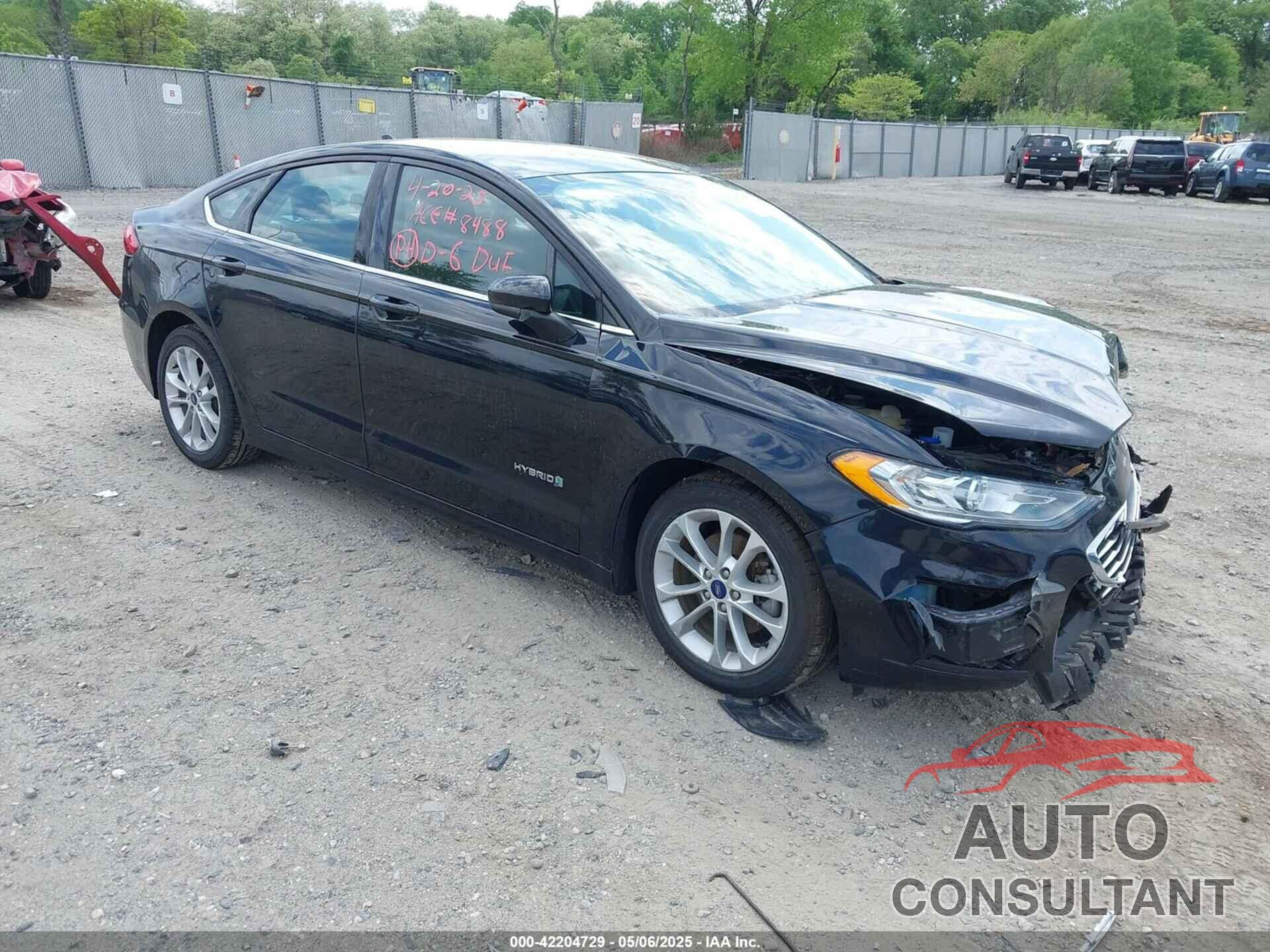 FORD FUSION HYBRID 2019 - 3FA6P0LU3KR117794