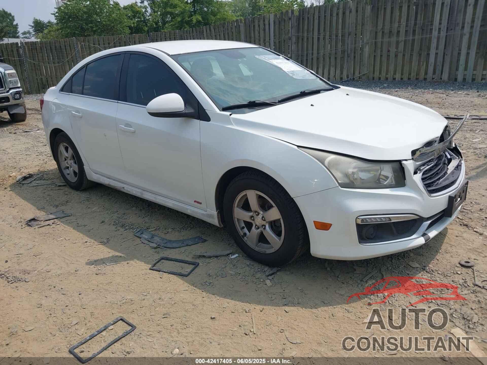 CHEVROLET CRUZE 2015 - 1G1PC5SB7F7109856