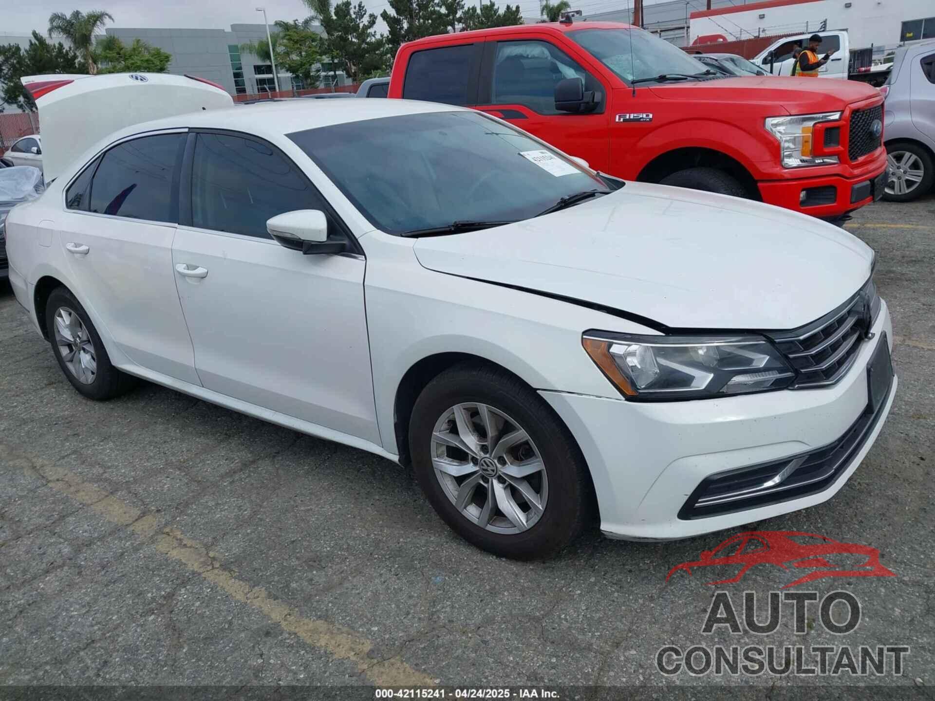 VOLKSWAGEN PASSAT 2017 - 1VWAT7A3XHC051879