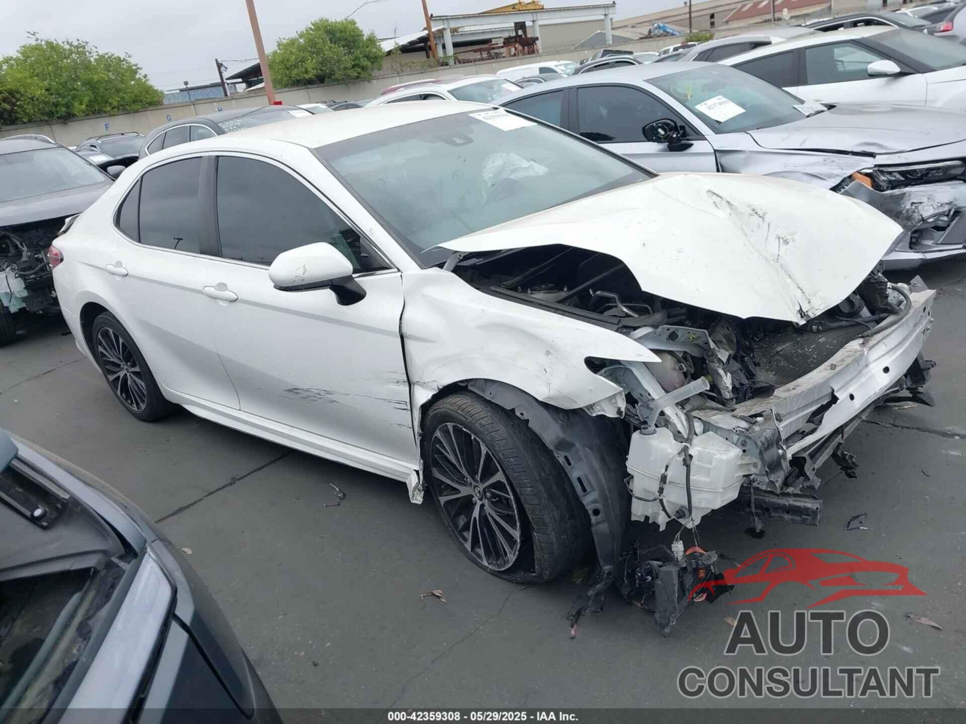 TOYOTA CAMRY 2018 - JTNB11HK5J3039454