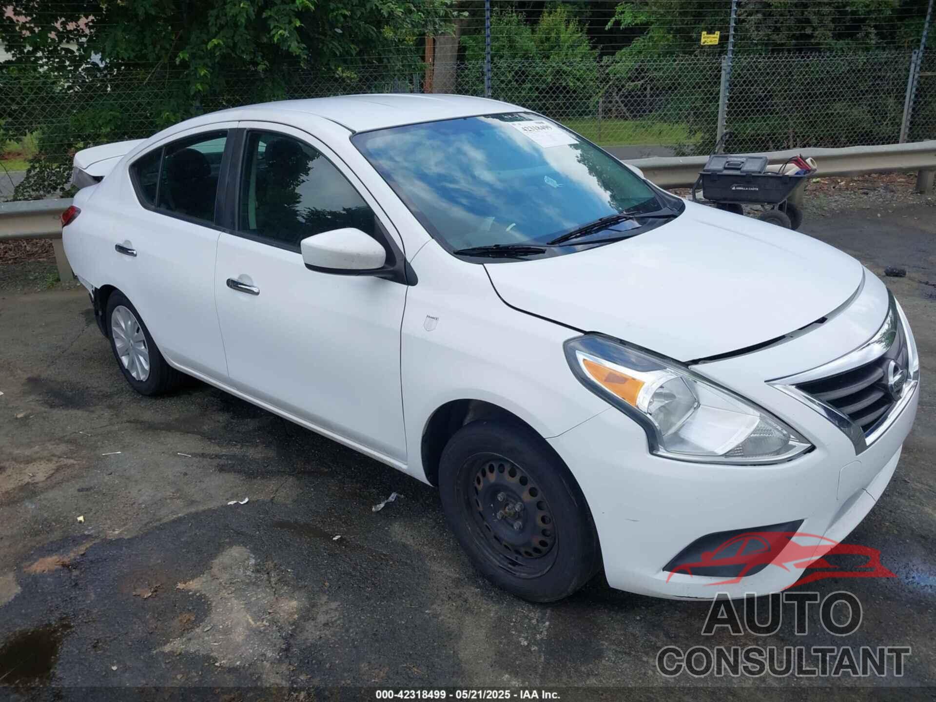 NISSAN VERSA 2018 - 3N1CN7AP2JK410878