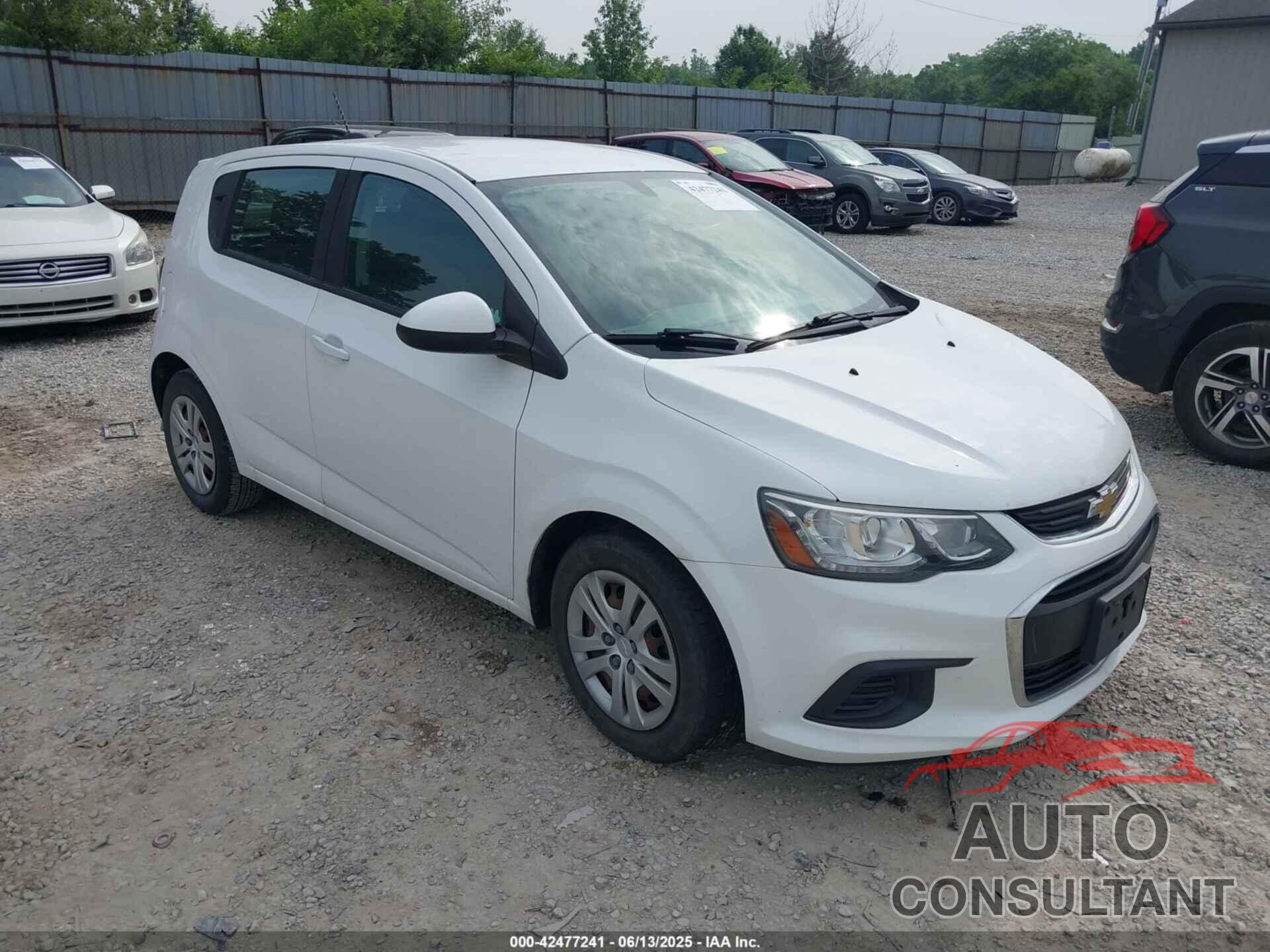 CHEVROLET SONIC 2018 - 1G1JG6SH9J4107802