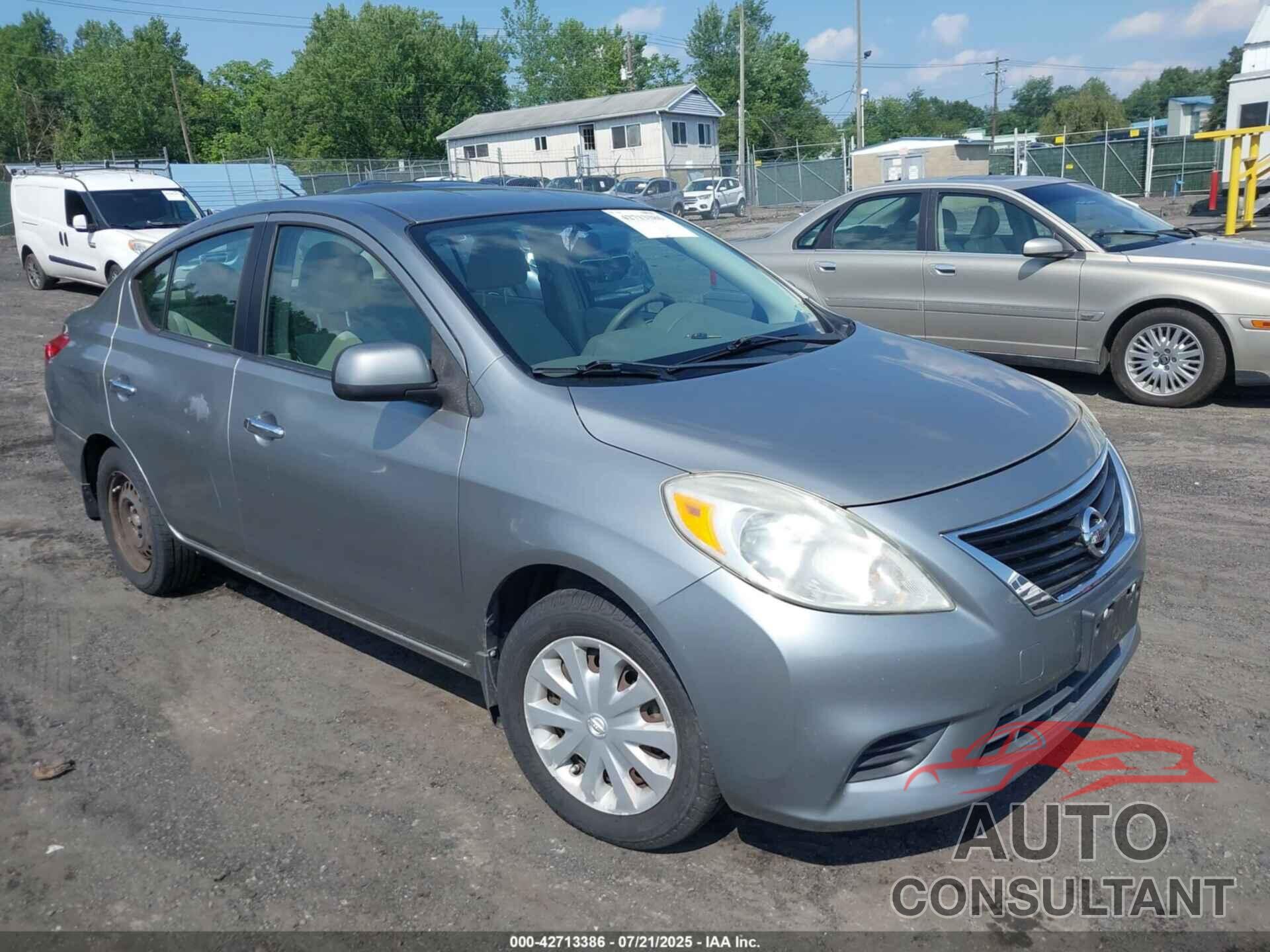 NISSAN VERSA 2012 - 3N1CN7AP5CL892484