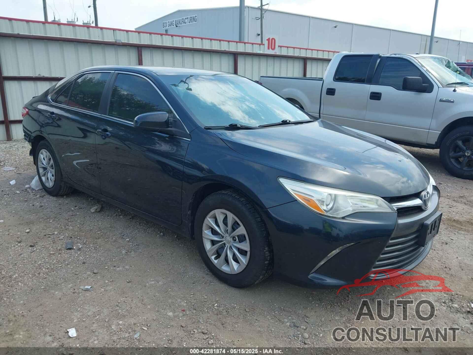 TOYOTA CAMRY 2016 - 4T4BF1FK6GR538969