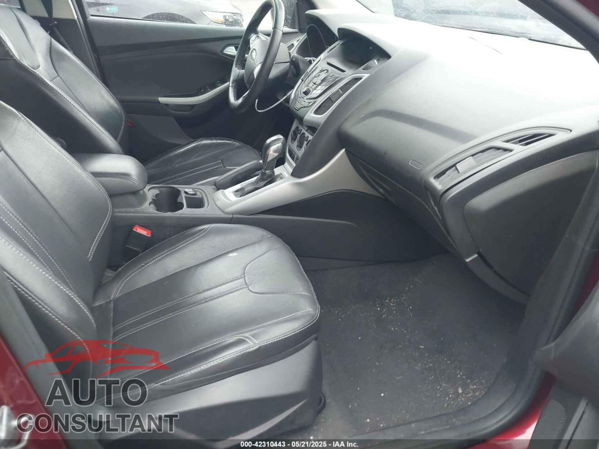 FORD FOCUS 2014 - 1FADP3K23EL379102