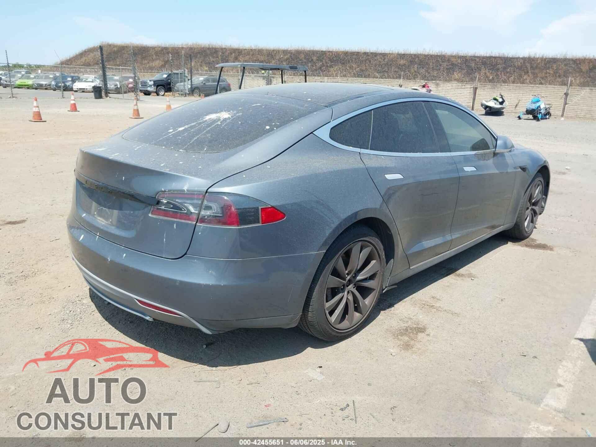 TESLA MODEL S 2013 - 5YJSA1CN7DFP27226