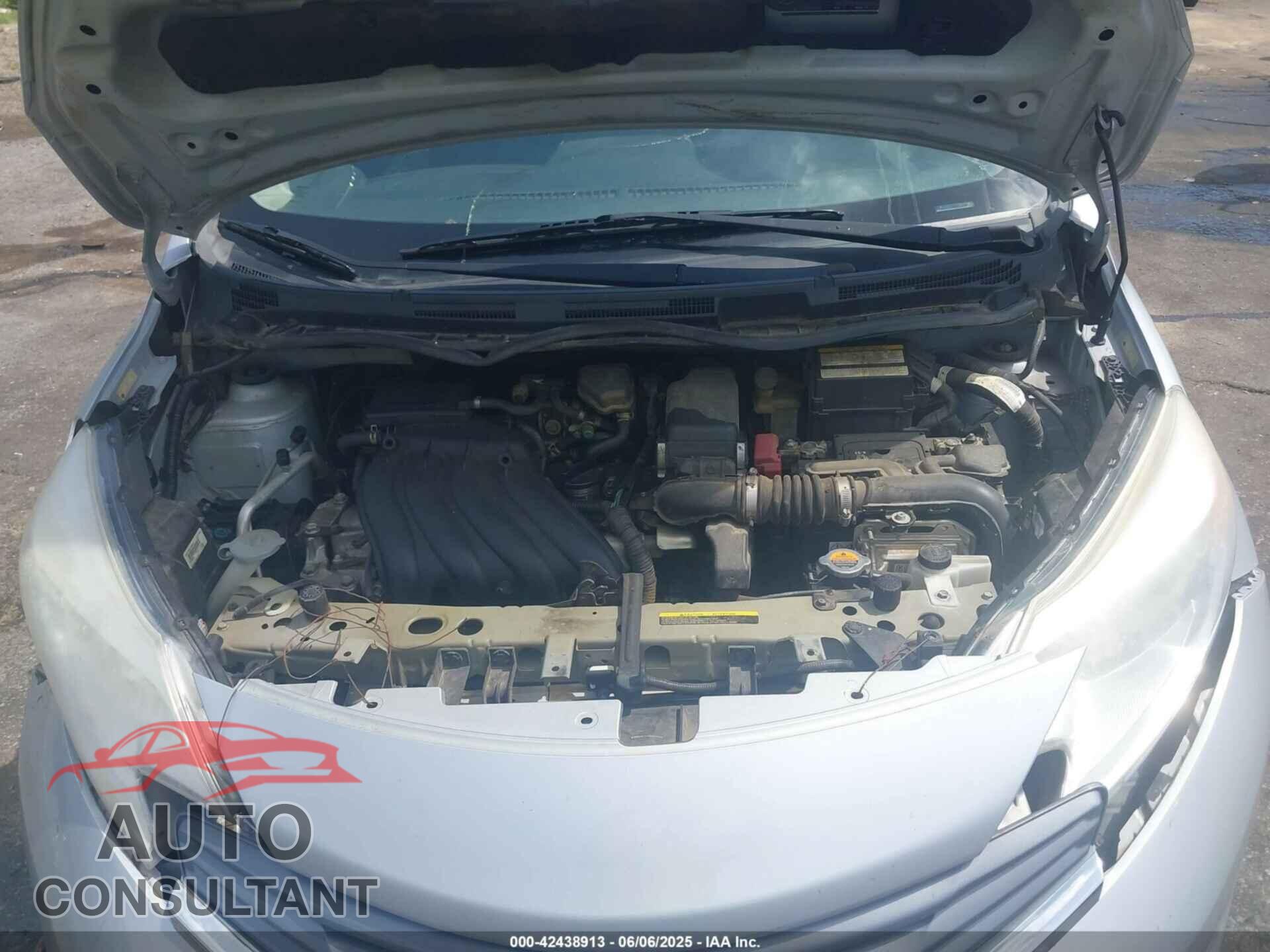 NISSAN VERSA NOTE 2015 - 3N1CE2CP0FL441029