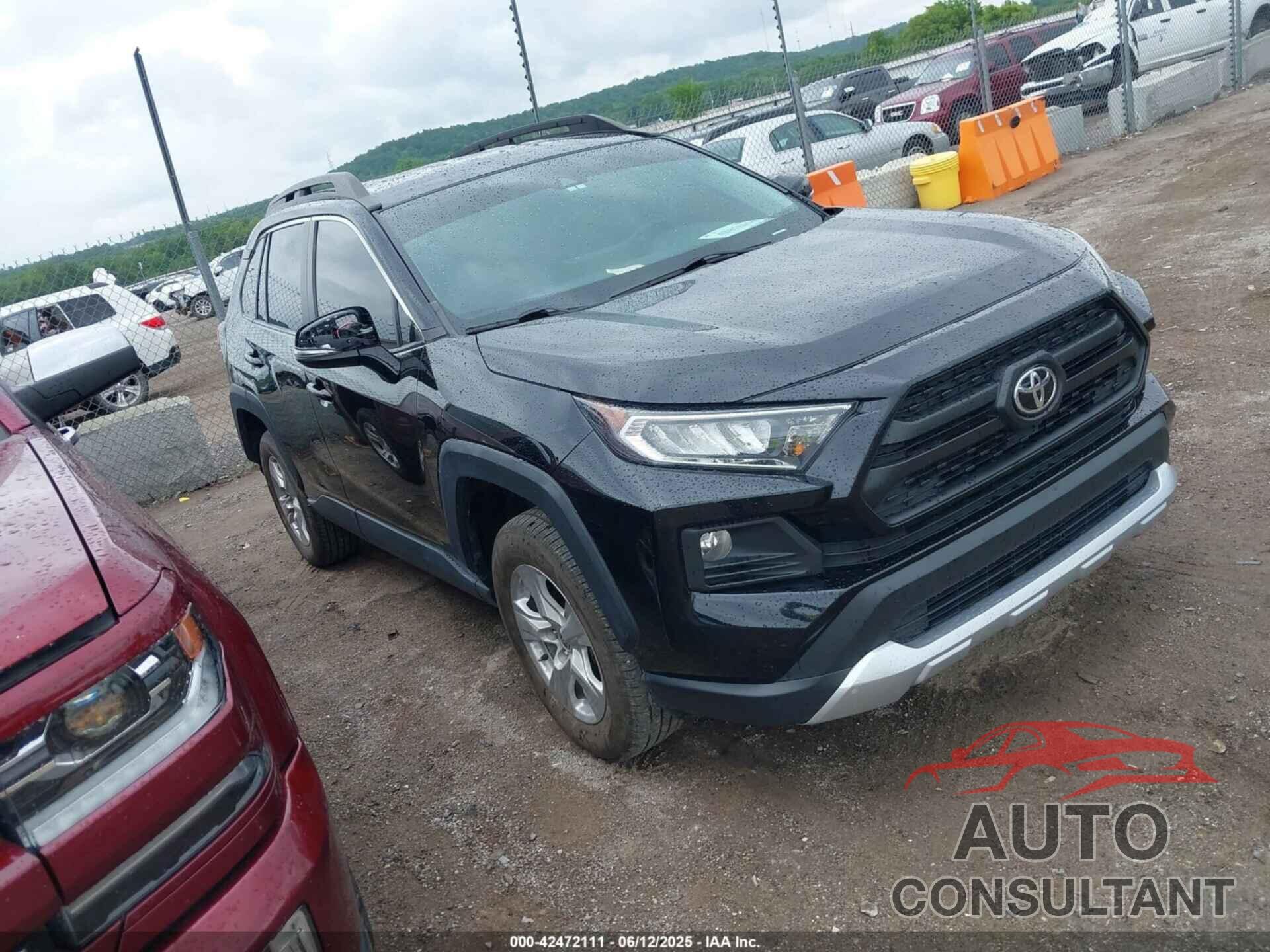 TOYOTA RAV4 2021 - 2T3J1RFV4MW206562