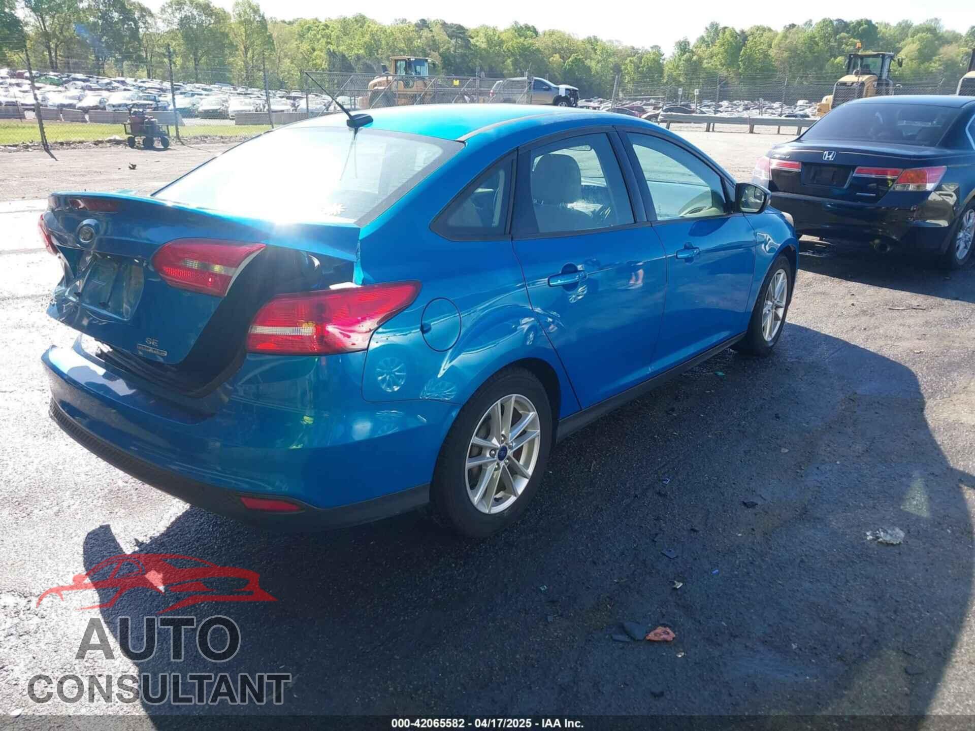 FORD FOCUS 2016 - 1FADP3F22GL279652