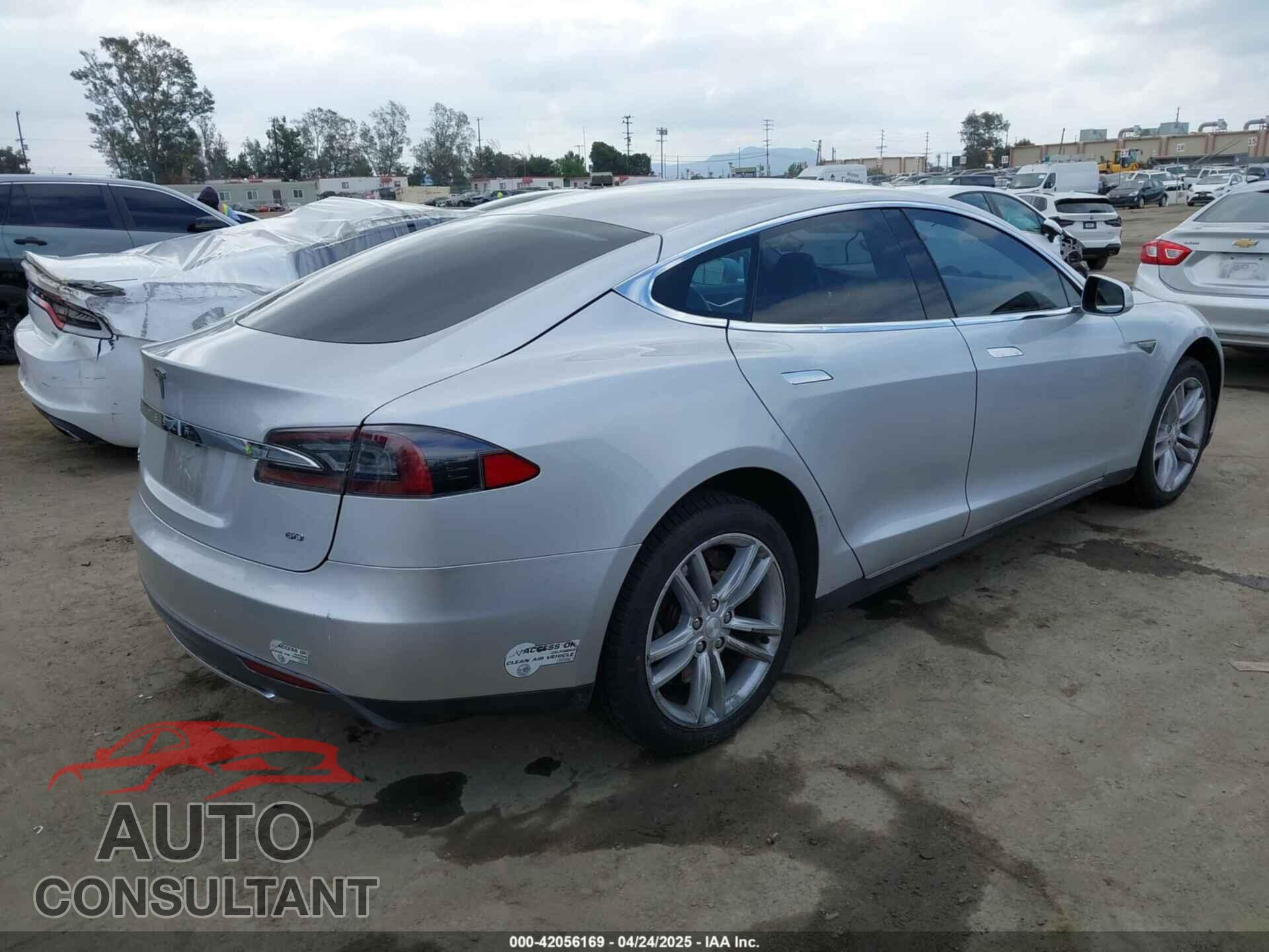 TESLA MODEL S 2013 - 5YJSA1DG7DFP11382