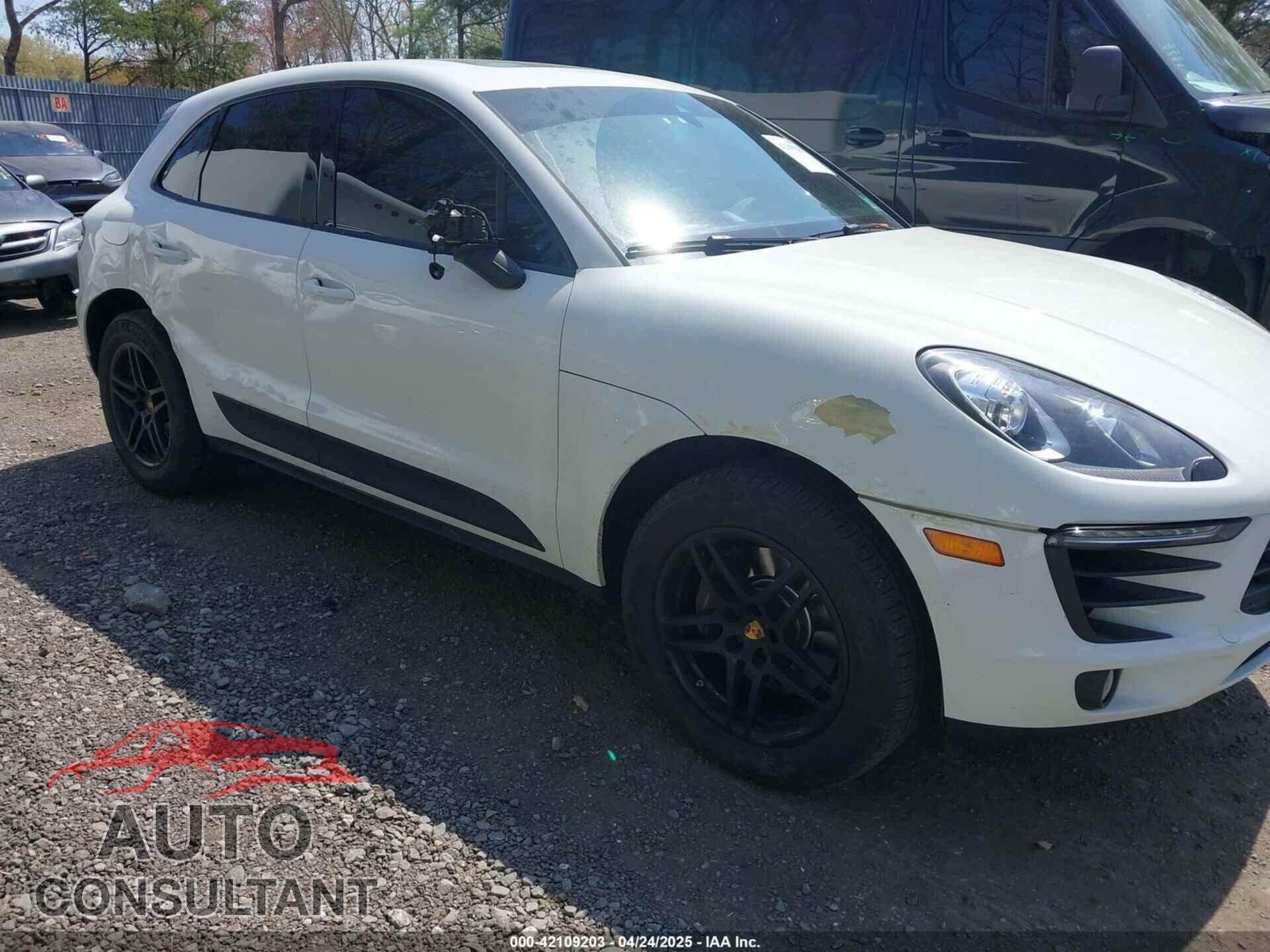 PORSCHE MACAN 2018 - WP1AA2A56JLB08189