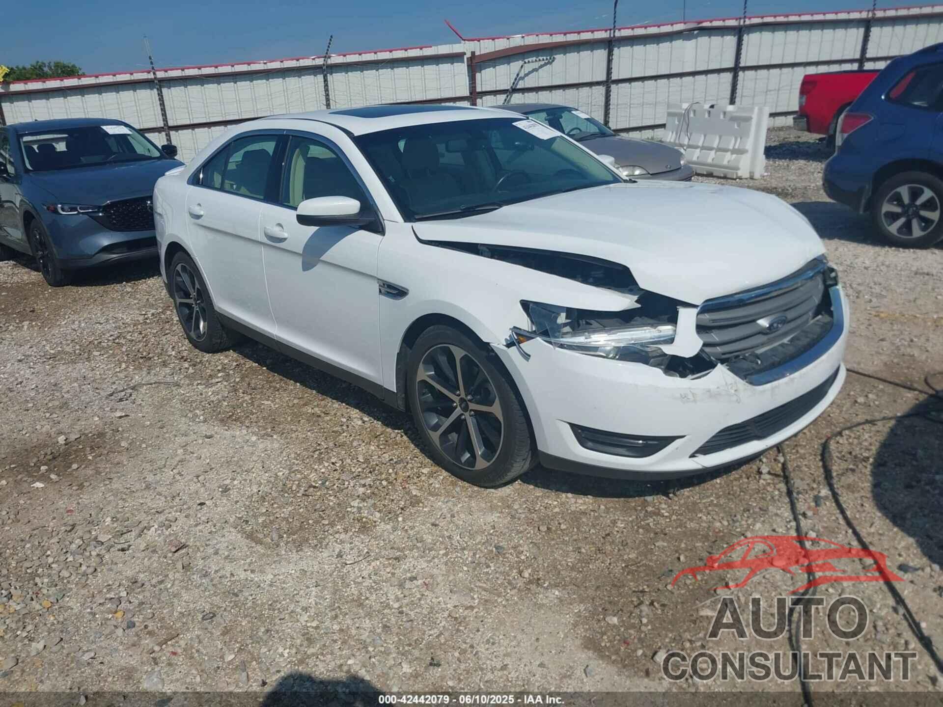 FORD TAURUS 2016 - 1FAHP2E83GG138681