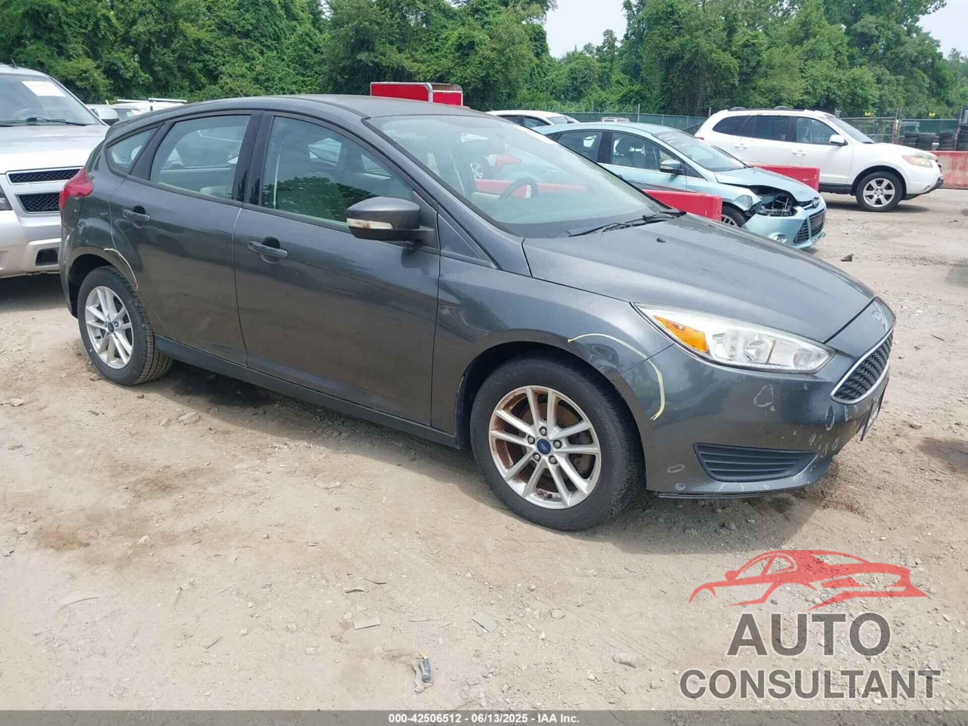 FORD FOCUS 2017 - 1FADP3K26HL232194