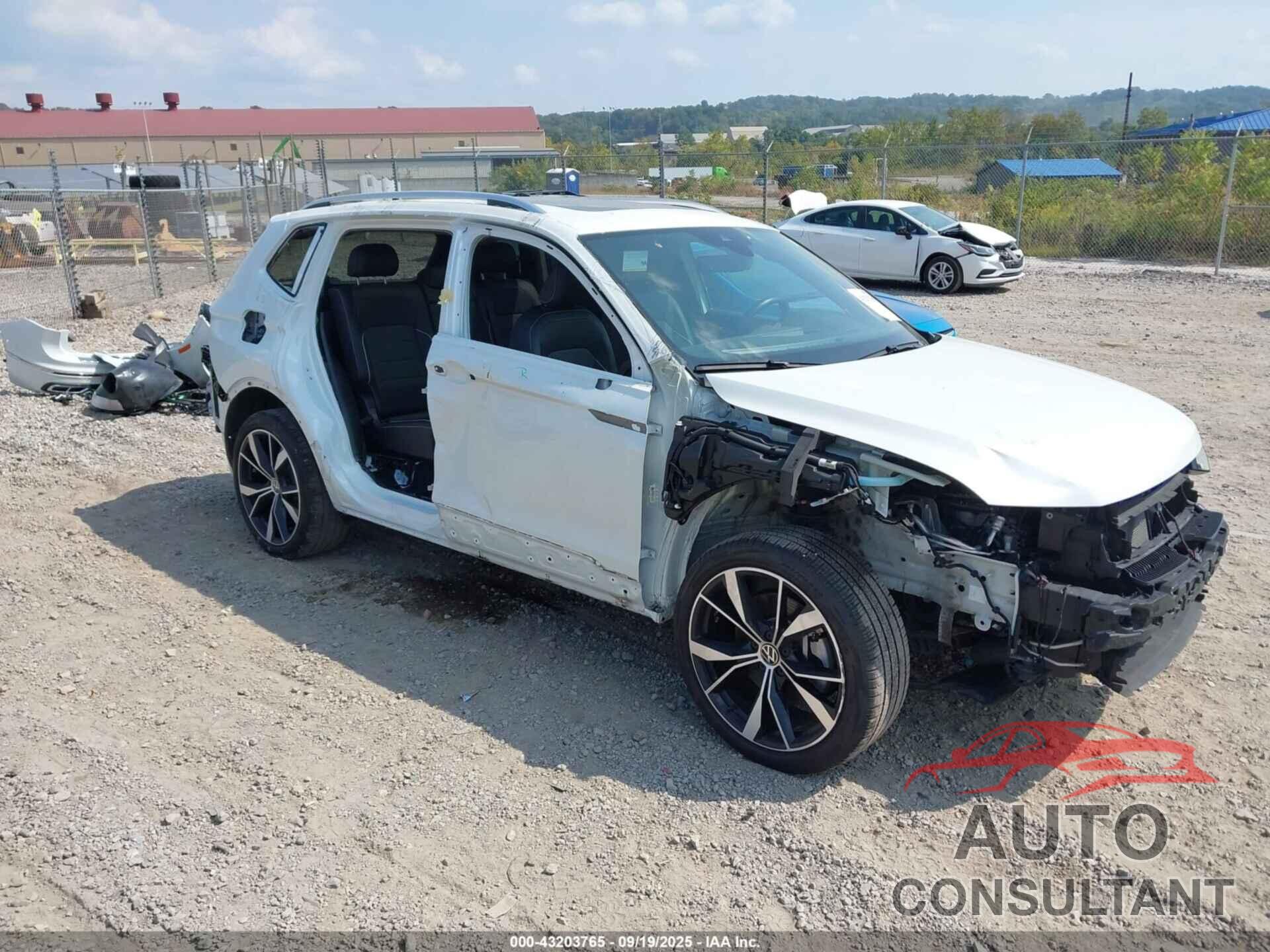 VOLKSWAGEN TIGUAN 2024 - 3VV4B7AX9RM017715