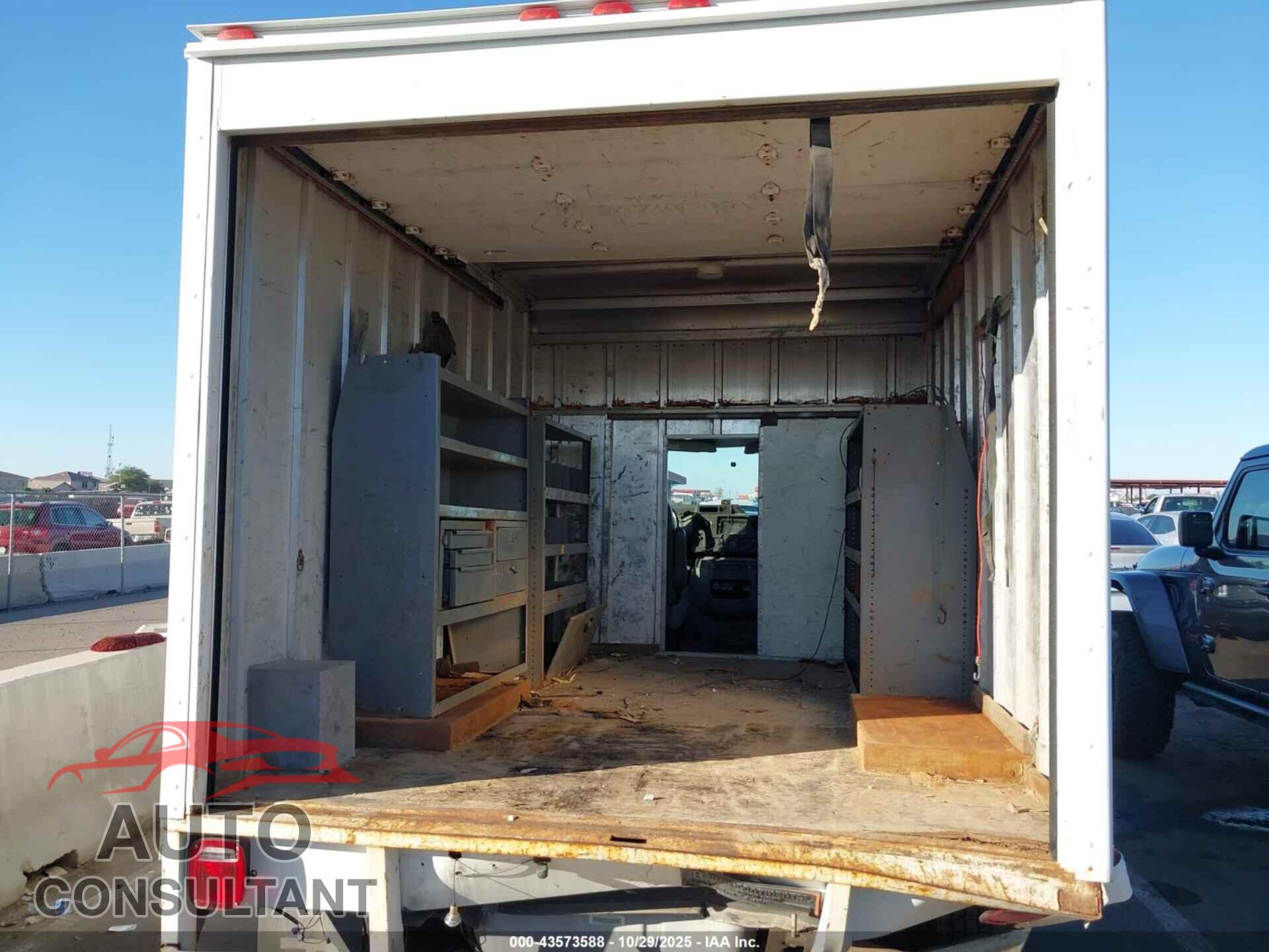 FORD E-350 CUTAWAY 2010 - 1FDWE3FL3ADA12258