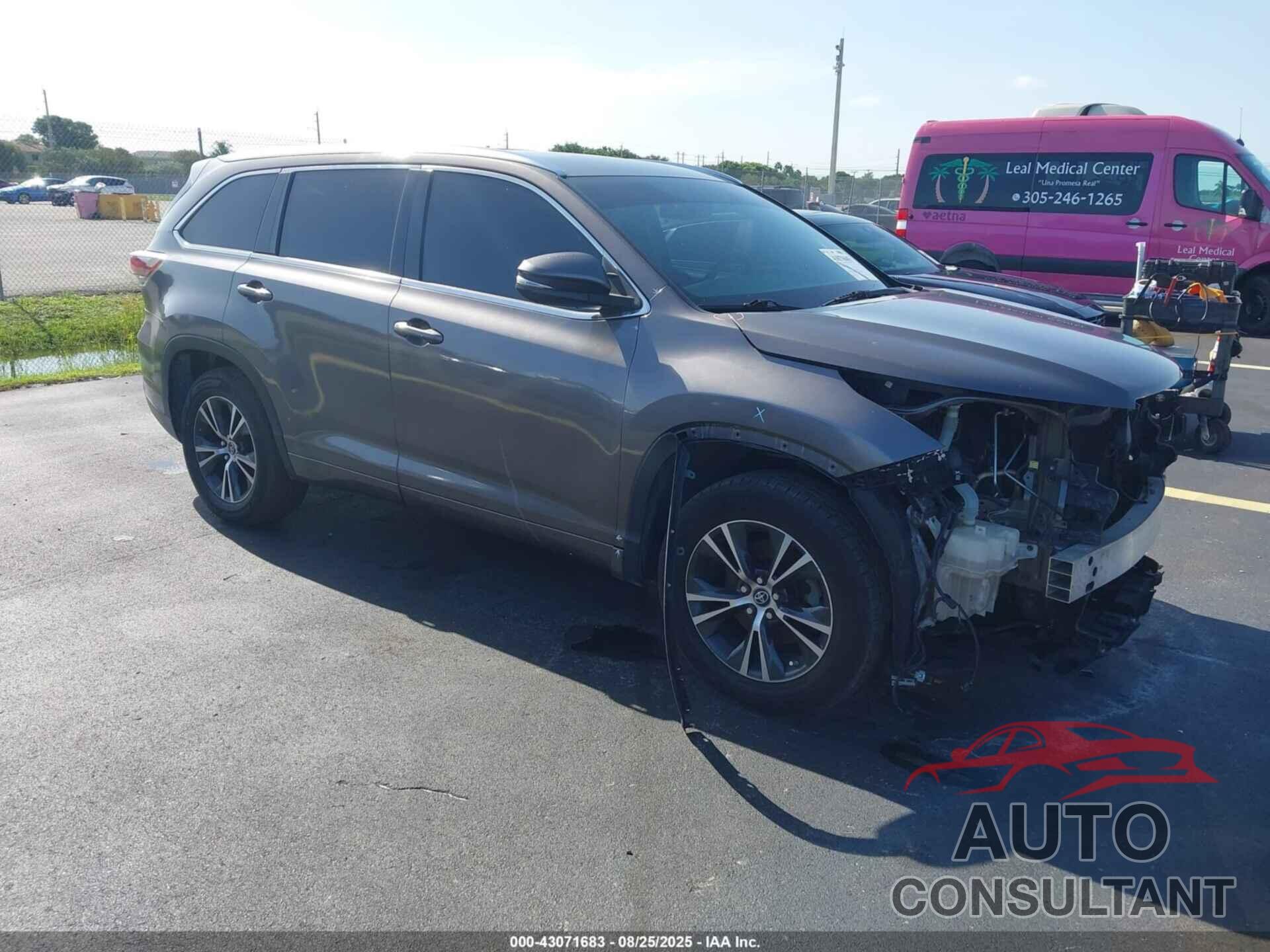 TOYOTA HIGHLANDER 2016 - 5TDKKRFH2GS155841