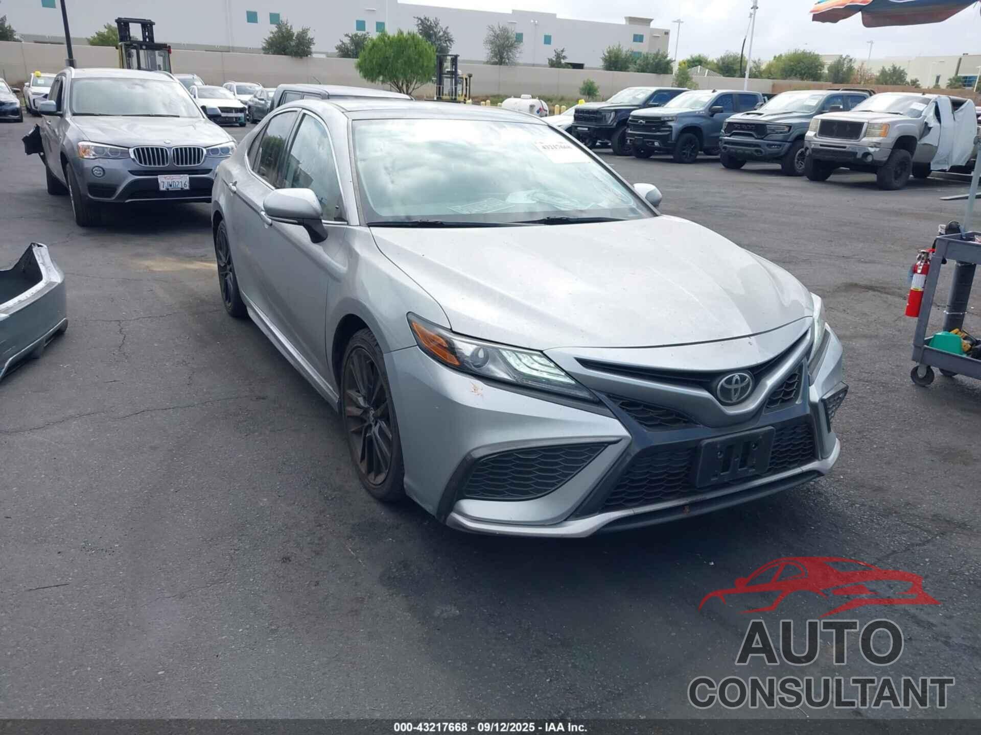 TOYOTA CAMRY 2021 - 4T1K61AK7MU587661