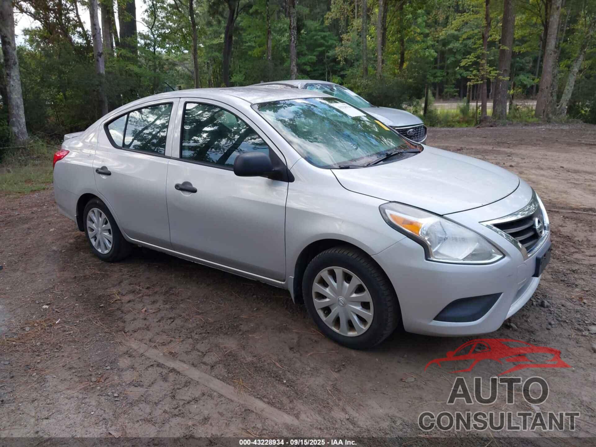 NISSAN VERSA 2015 - 3N1CN7AP7FL810159