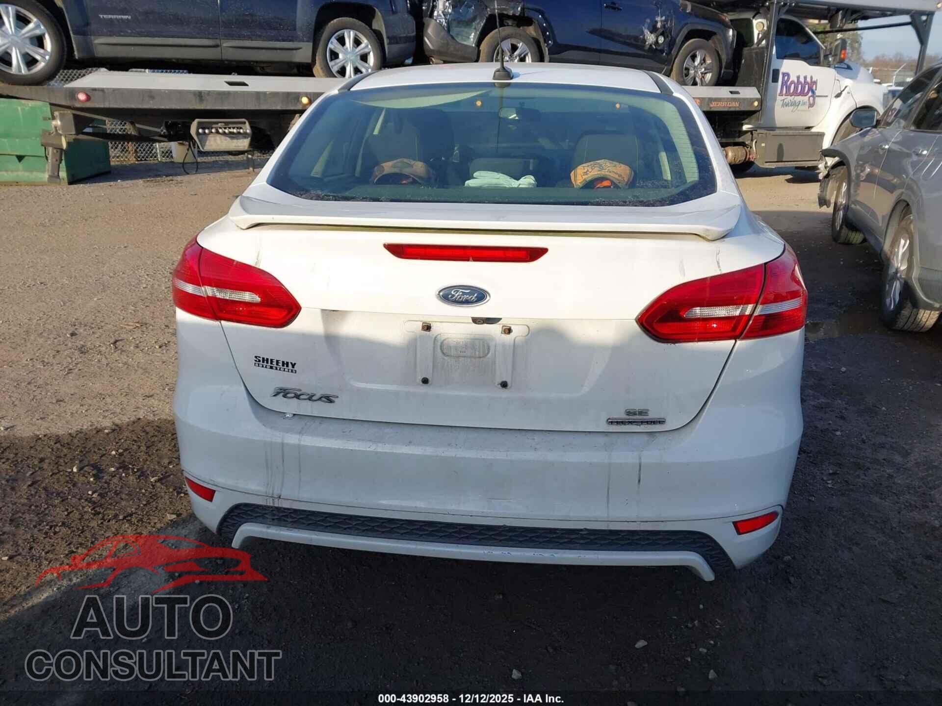 FORD FOCUS 2016 - 1FADP3F22GL357301