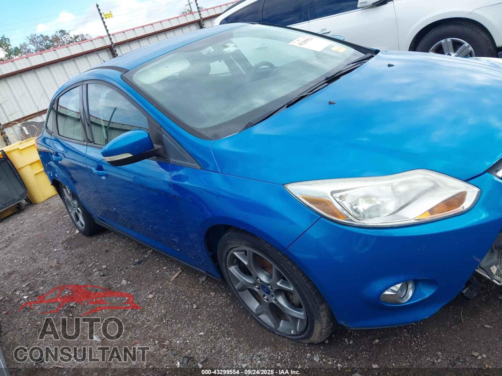 FORD FOCUS 2014 - 1FADP3F21EL218449